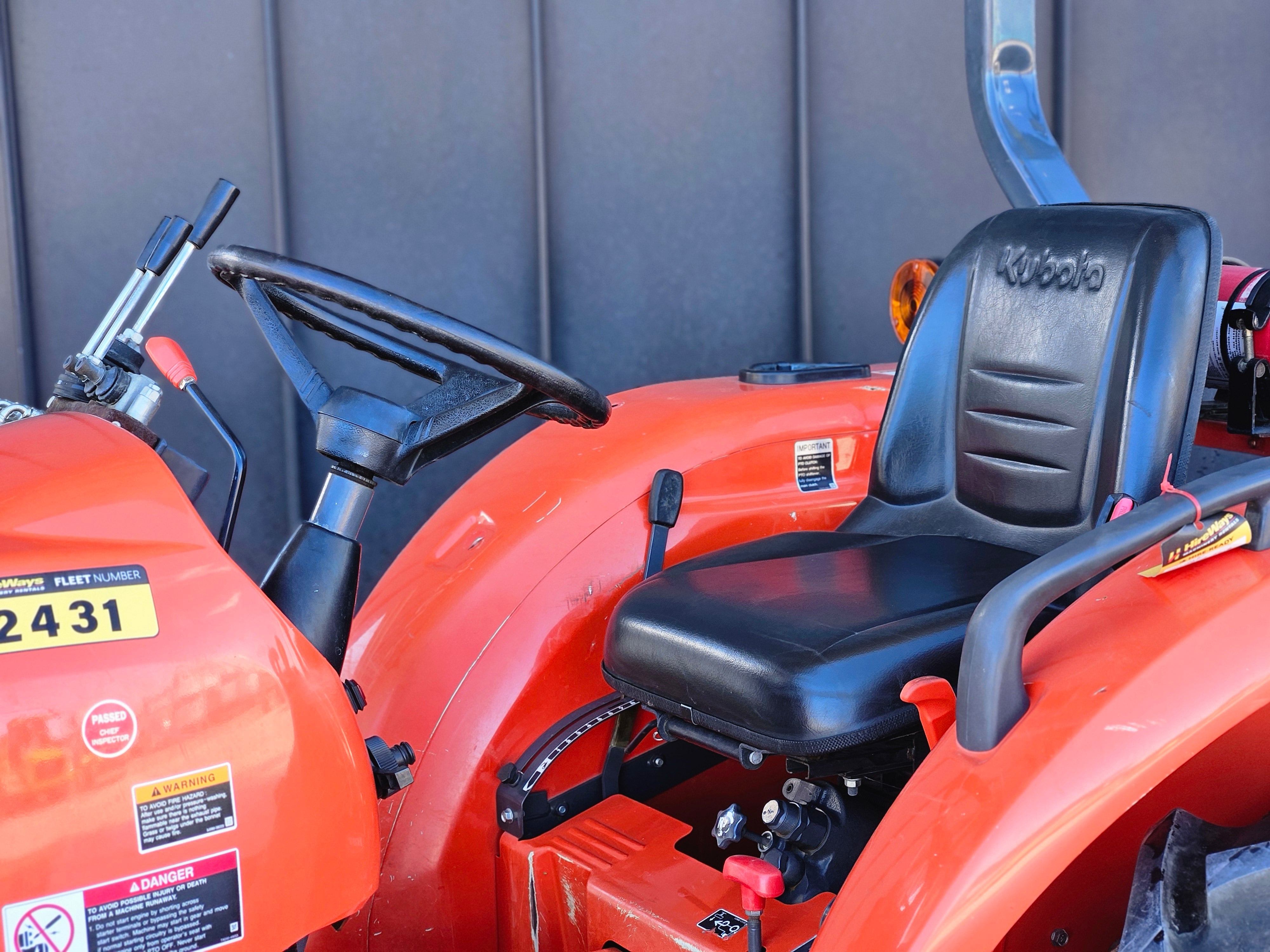 2023 Kubota L3800D Trencher