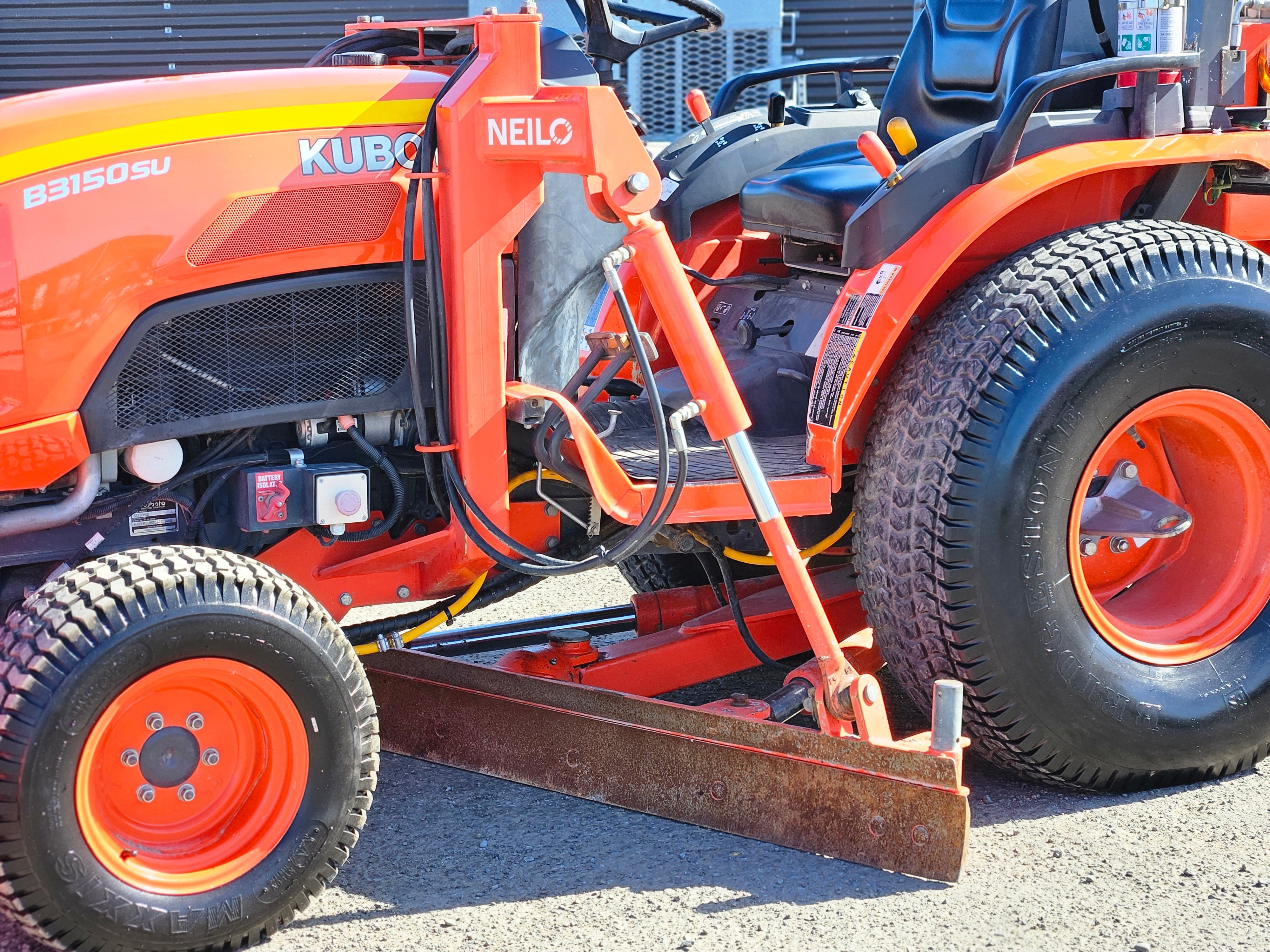 2020 Neilo B3150 Tractor Grader / Broom