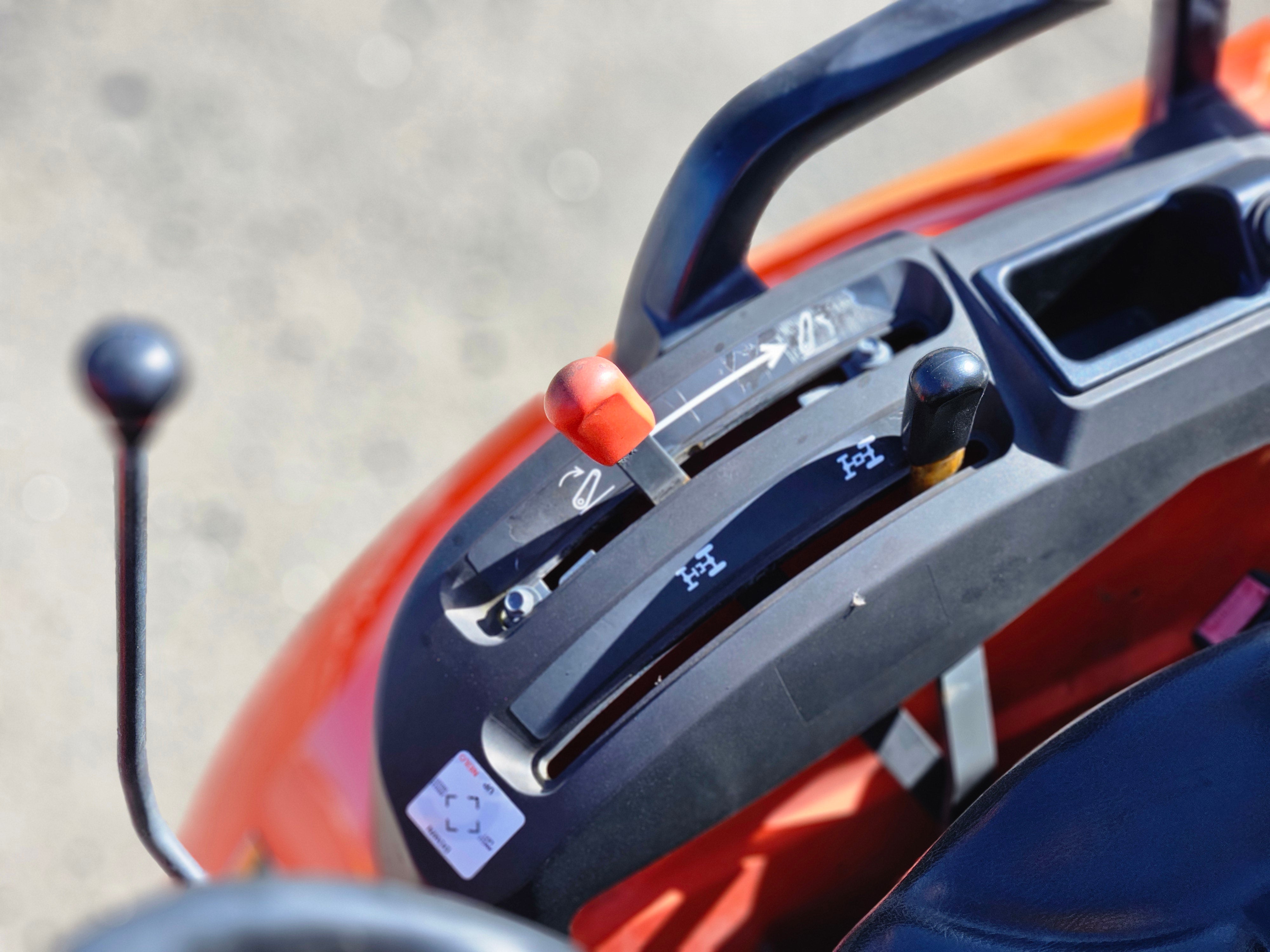 2020 Neilo B3150 Tractor Grader / Broom