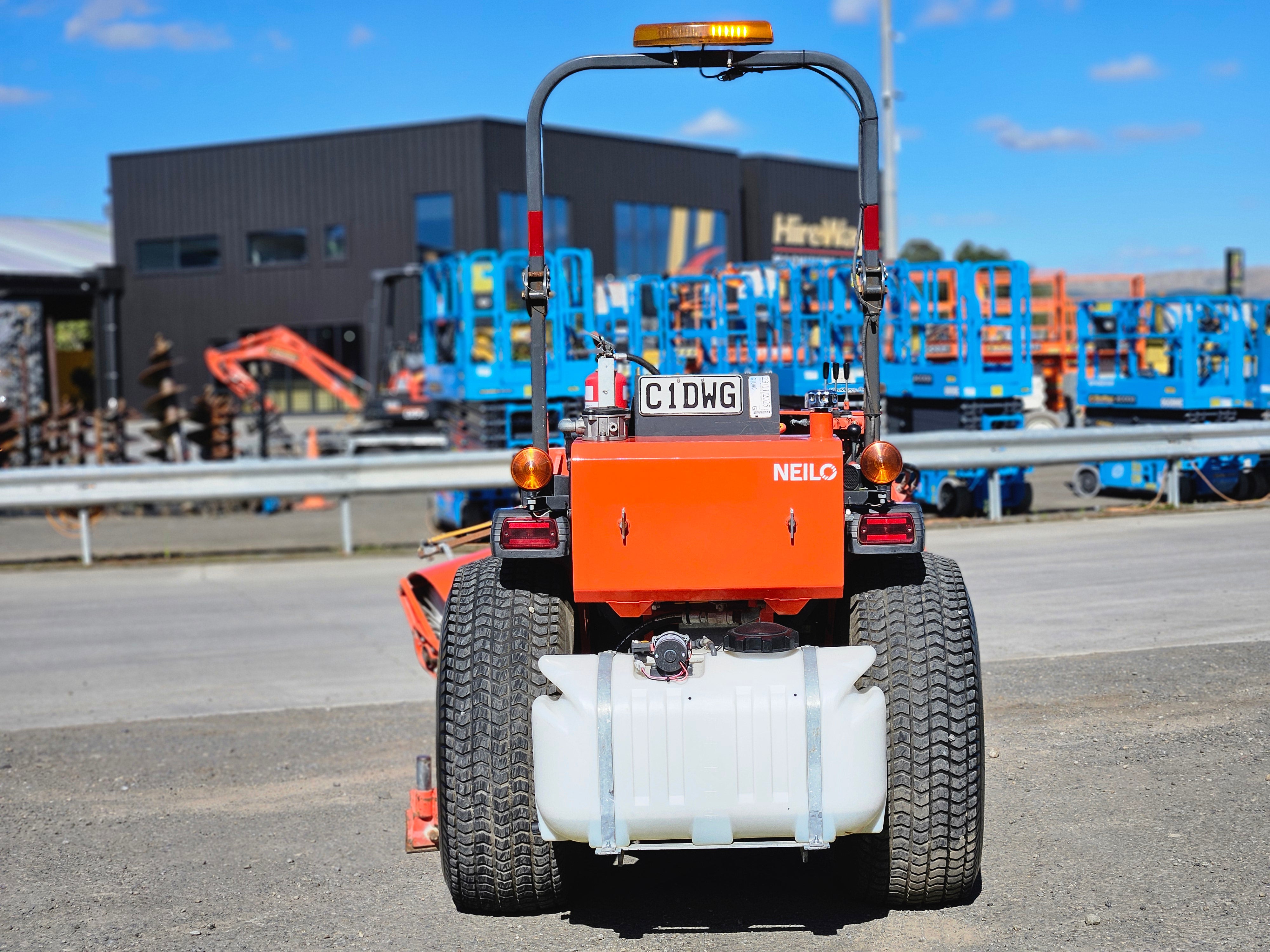 2020 Neilo B3150 Tractor Grader / Broom