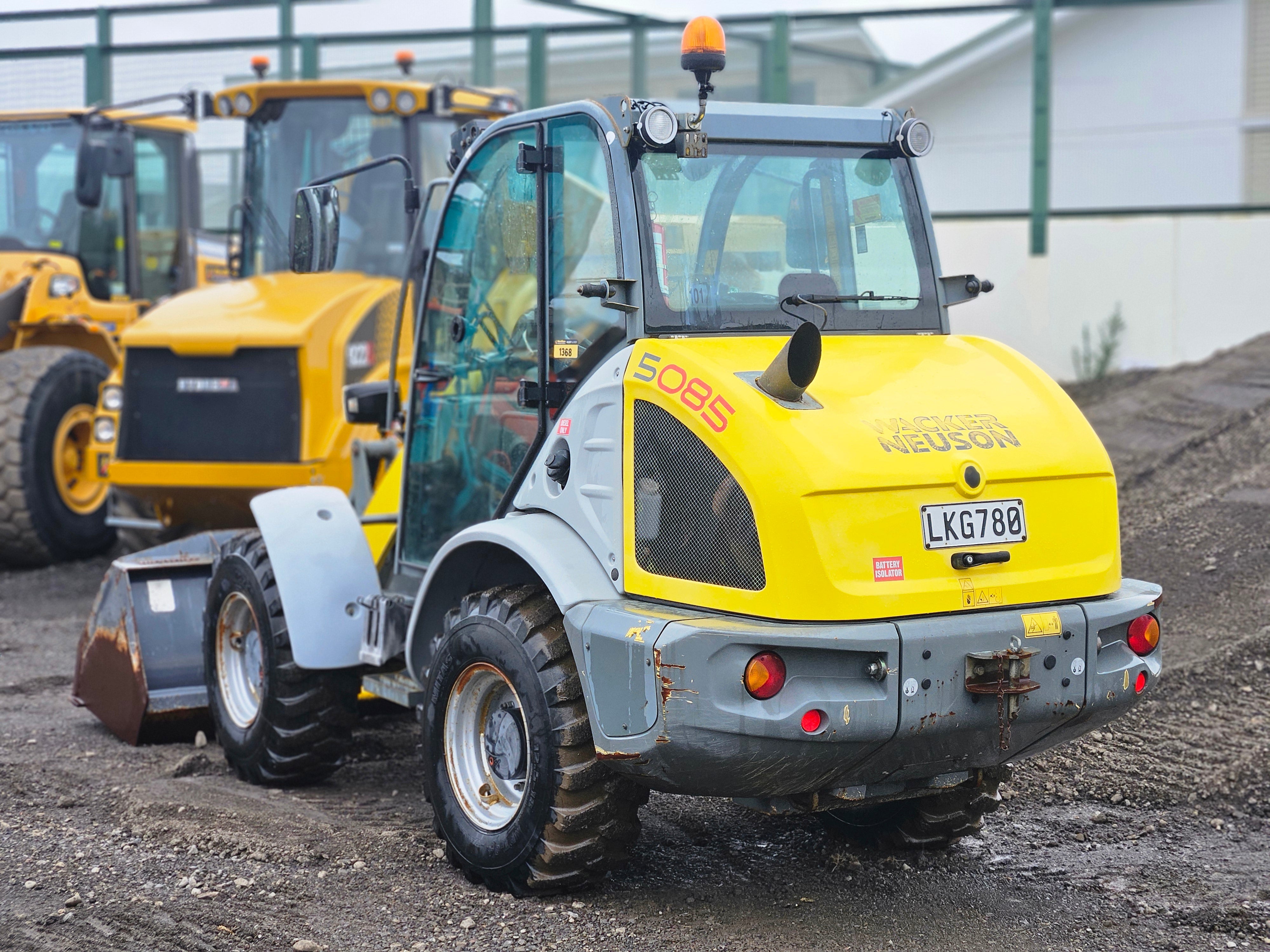 2016 Wacker Neuson 353 Loader