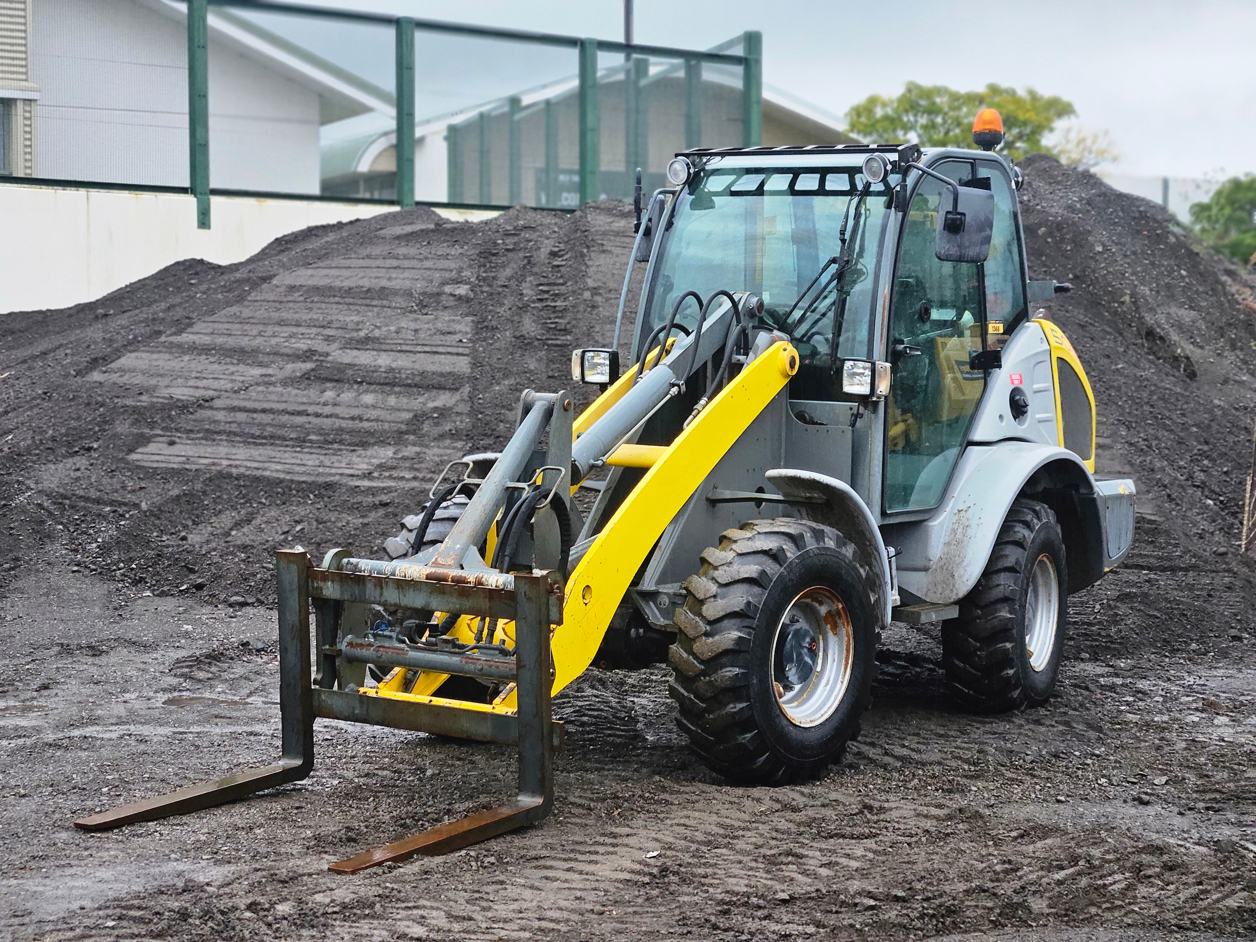 2016 Wacker Neuson 353 Loader