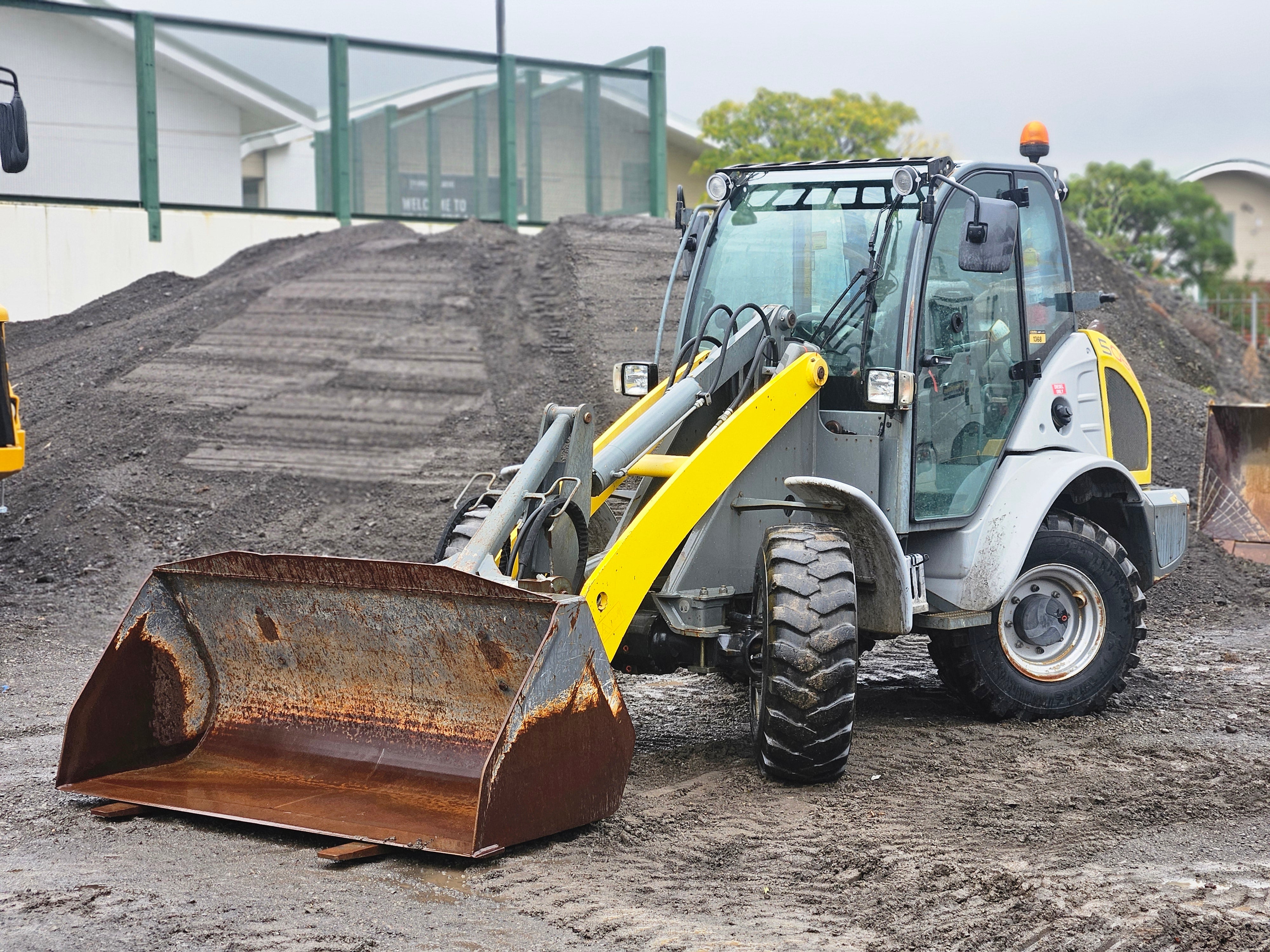 2016 Wacker Neuson 353 Loader