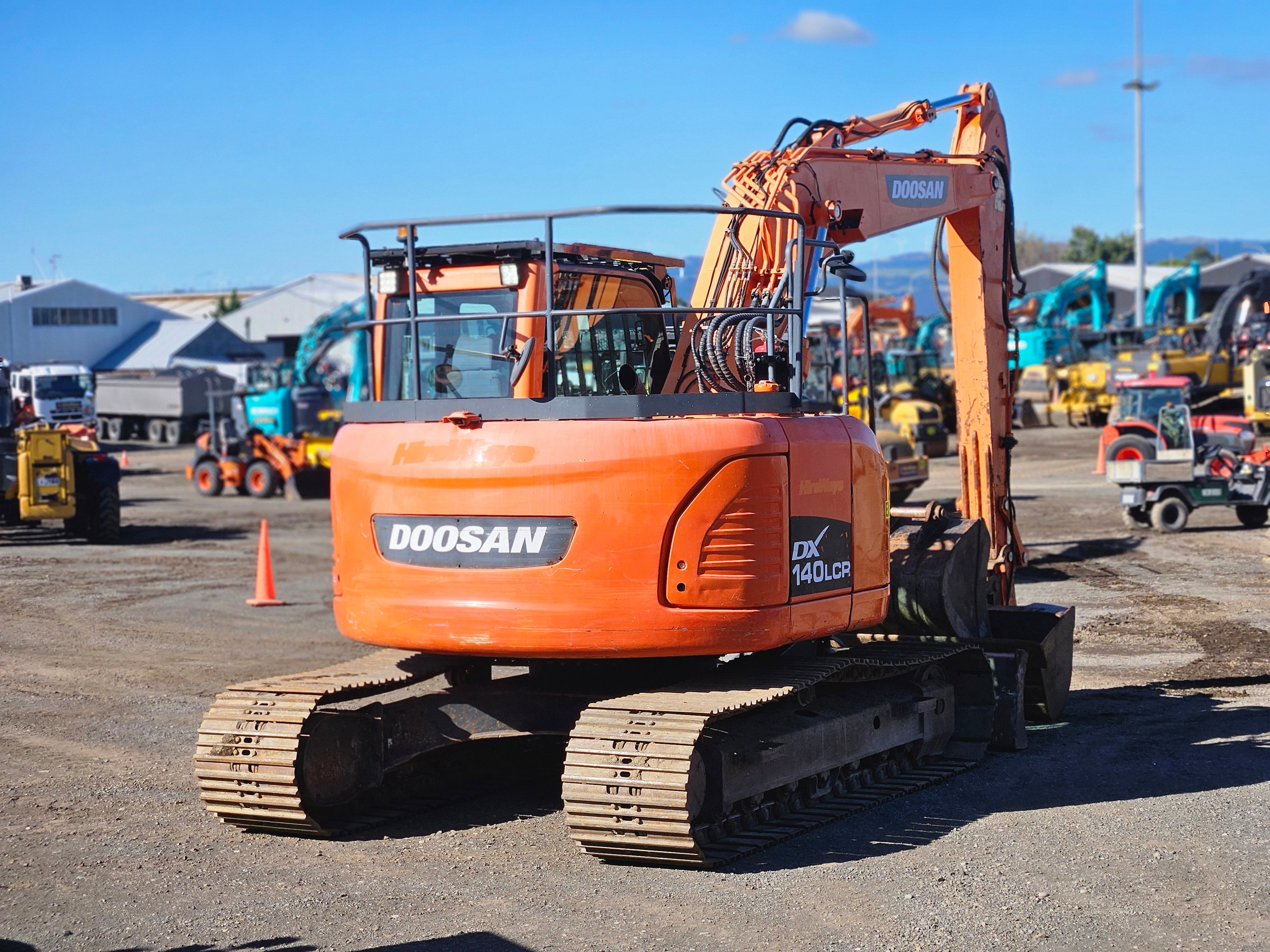 2015 Doosan DX140LCR Excavator