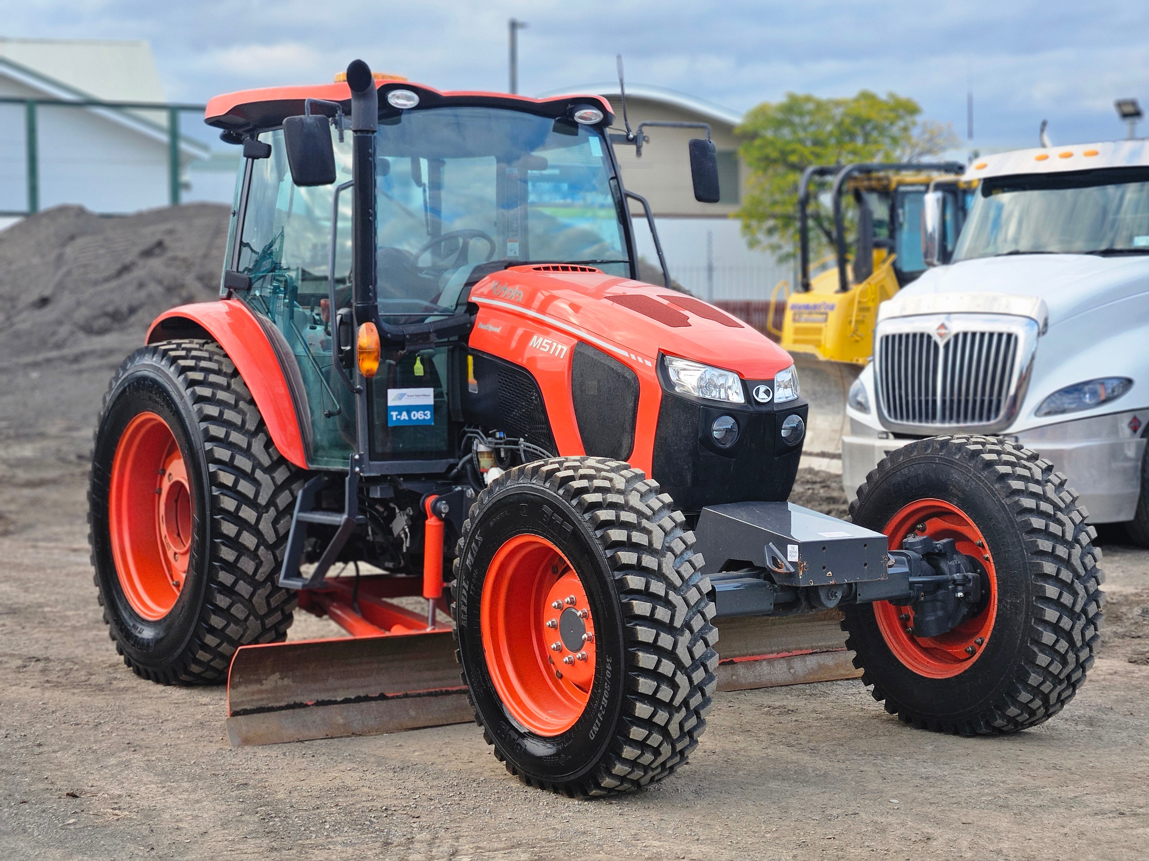 2023 Neilo M5111 Grader (Cabin)