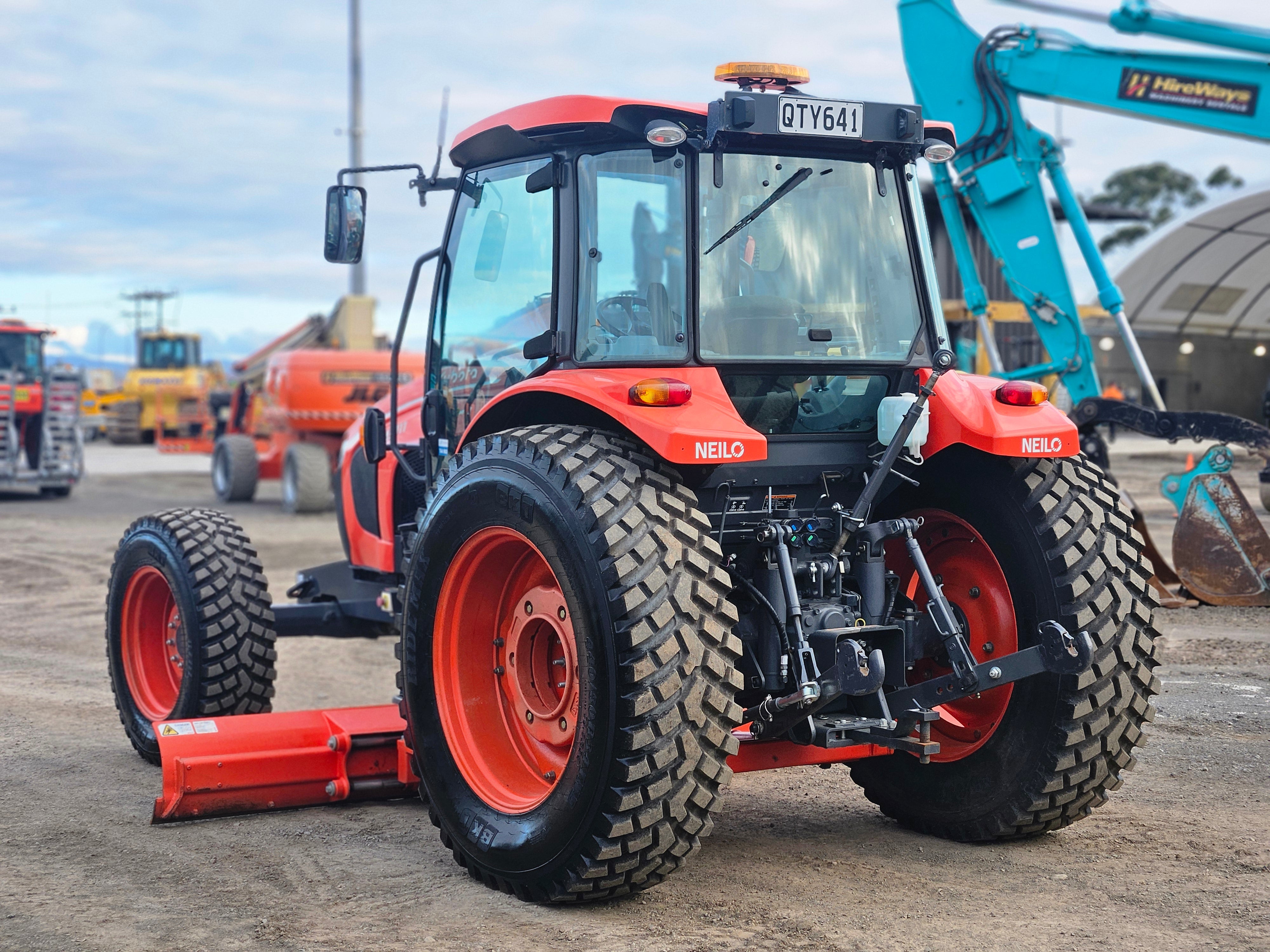 2023 Neilo M5111 Grader (Cabin)