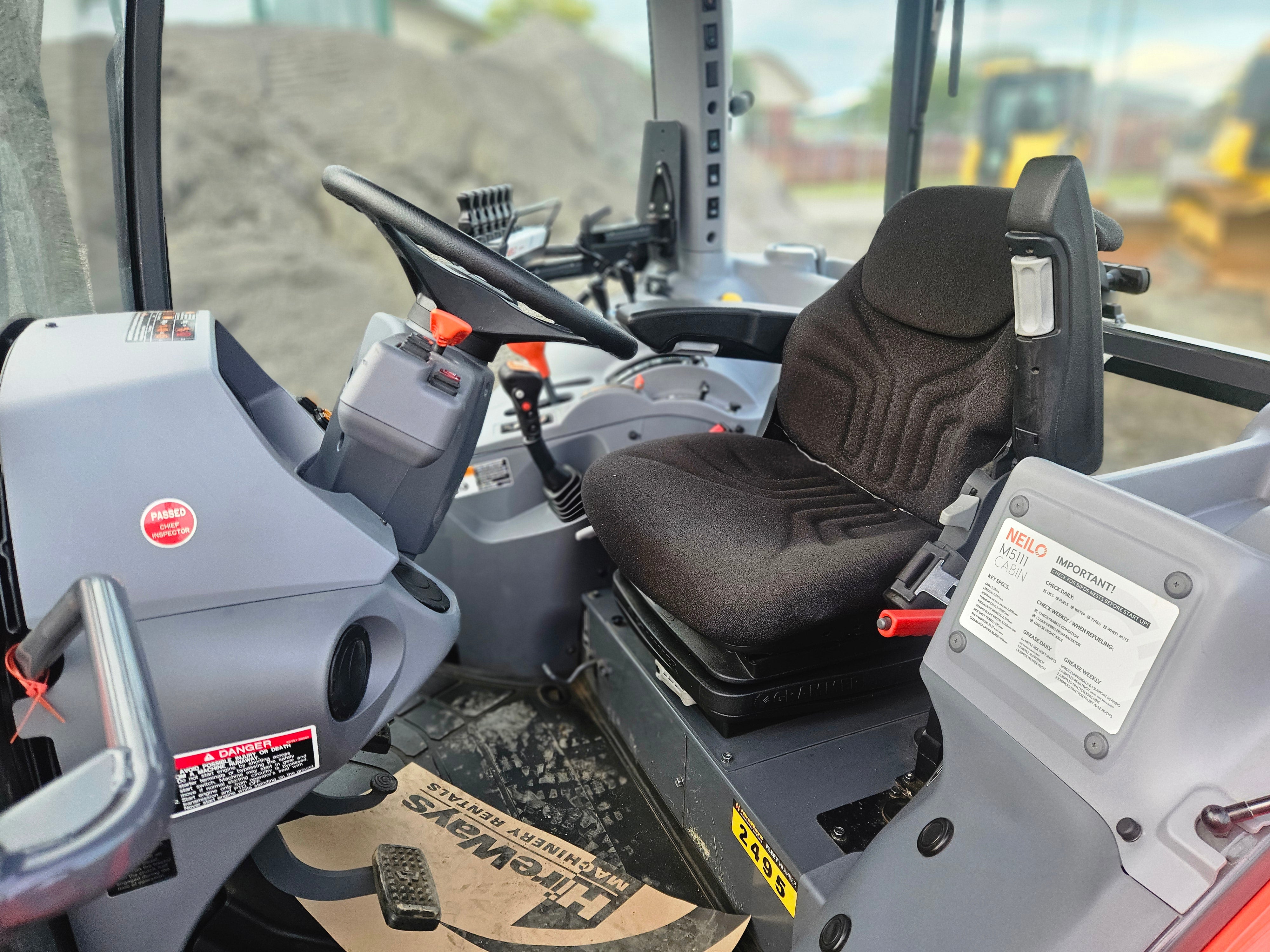 2023 Neilo M5111 Grader (Cabin)