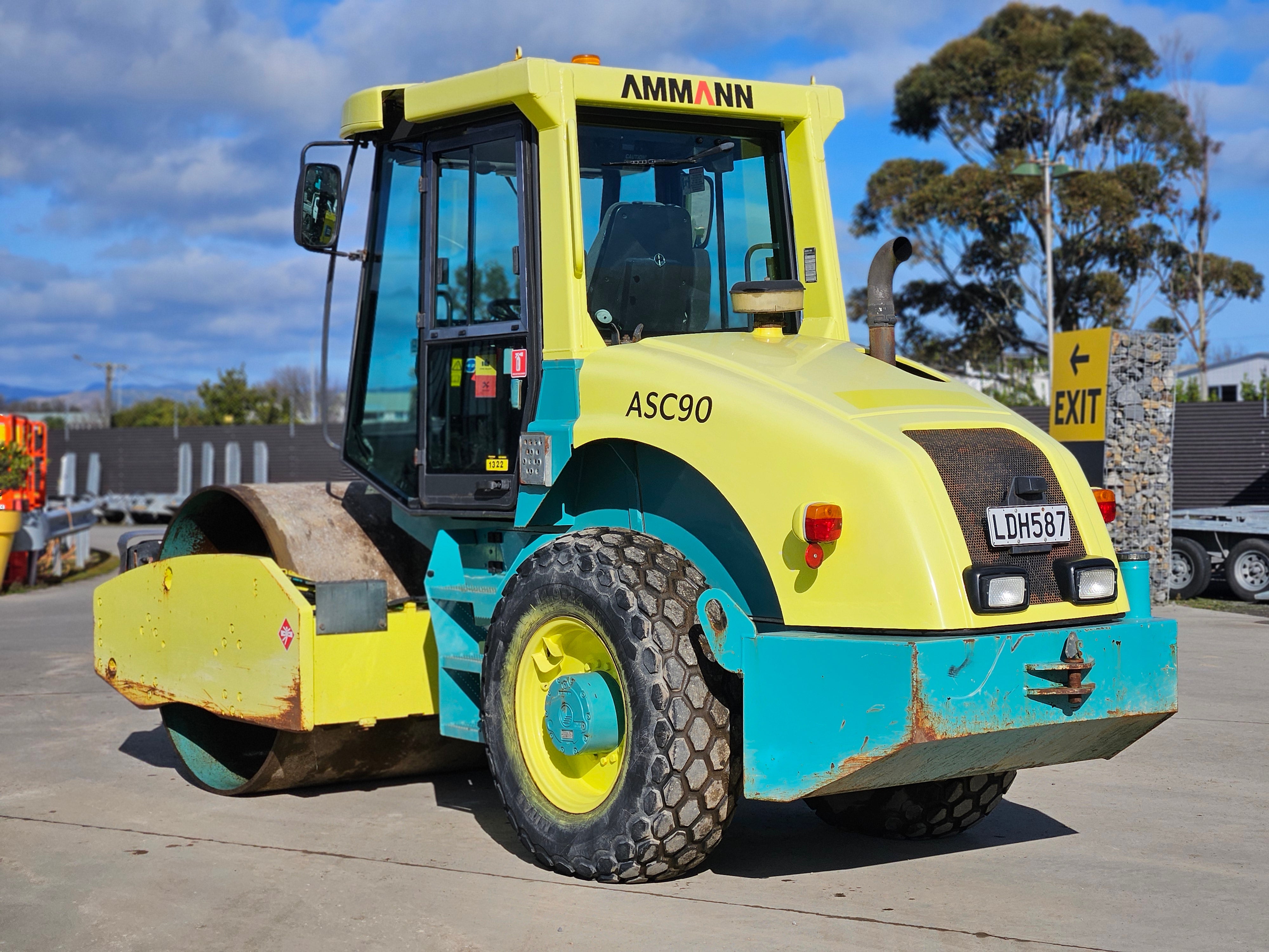 2008 Ammann ASC90D Smooth Drum Roller