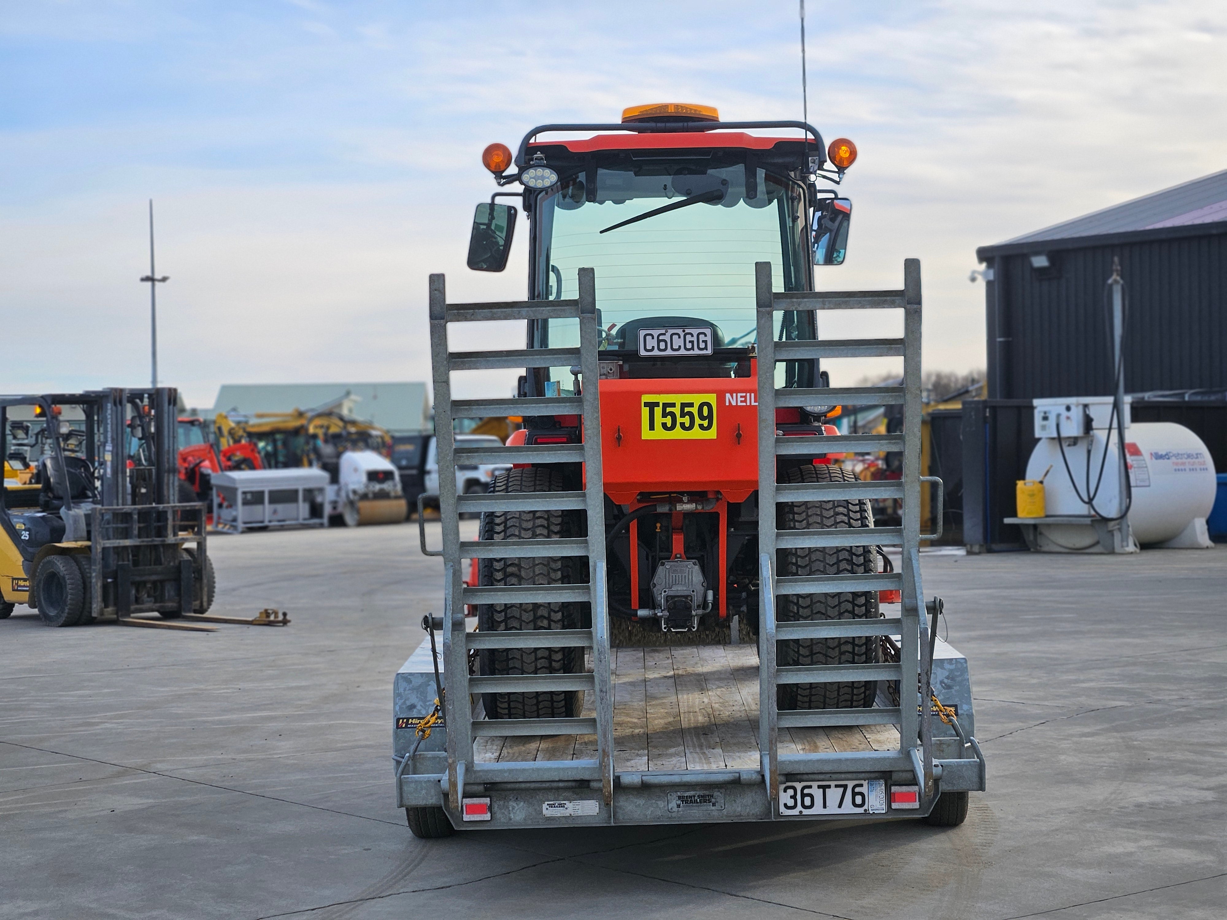 2020 Neilo B3150 Tractor Broom & Trailer