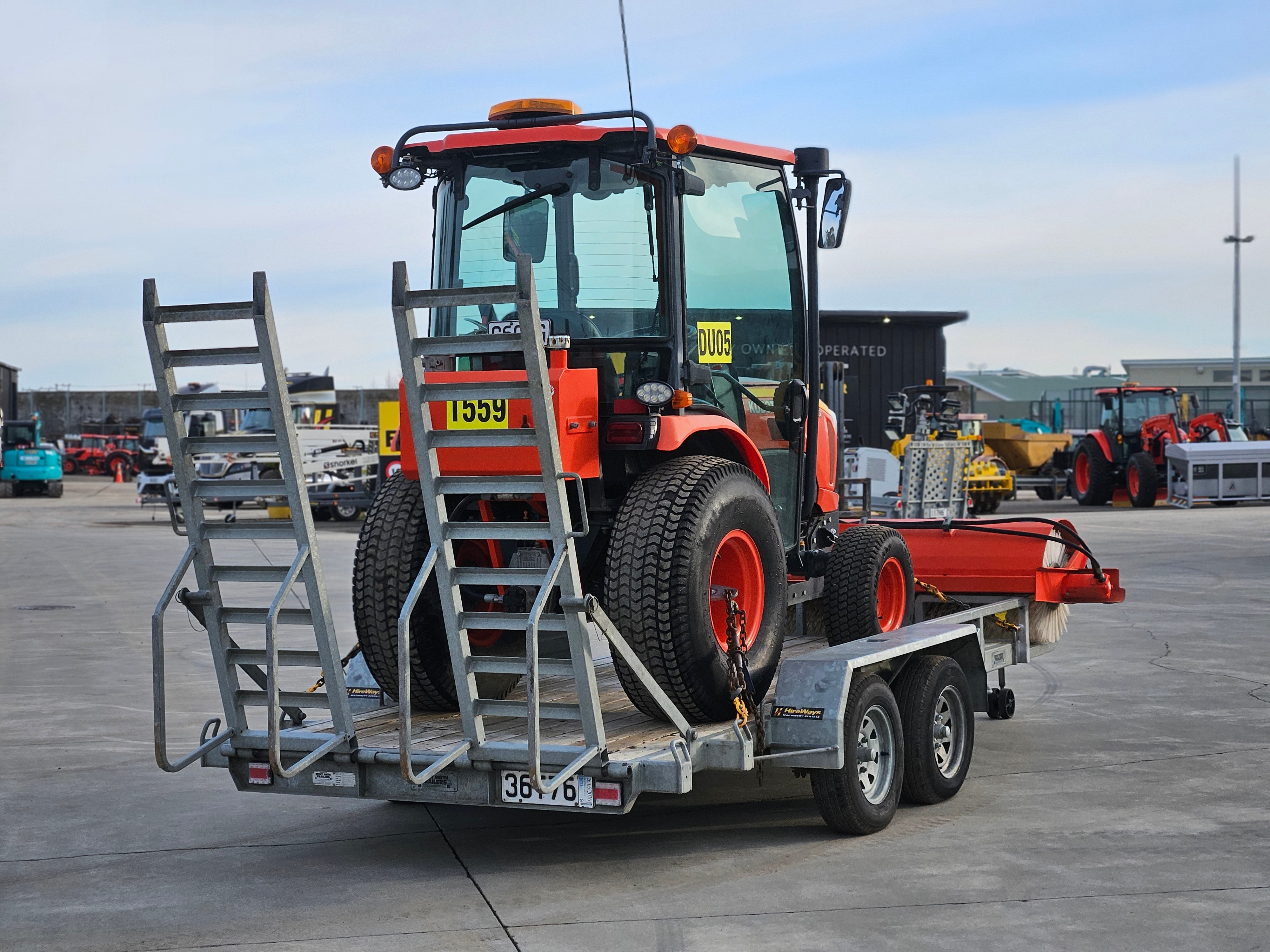2020 Neilo B3150 Tractor Broom & Trailer