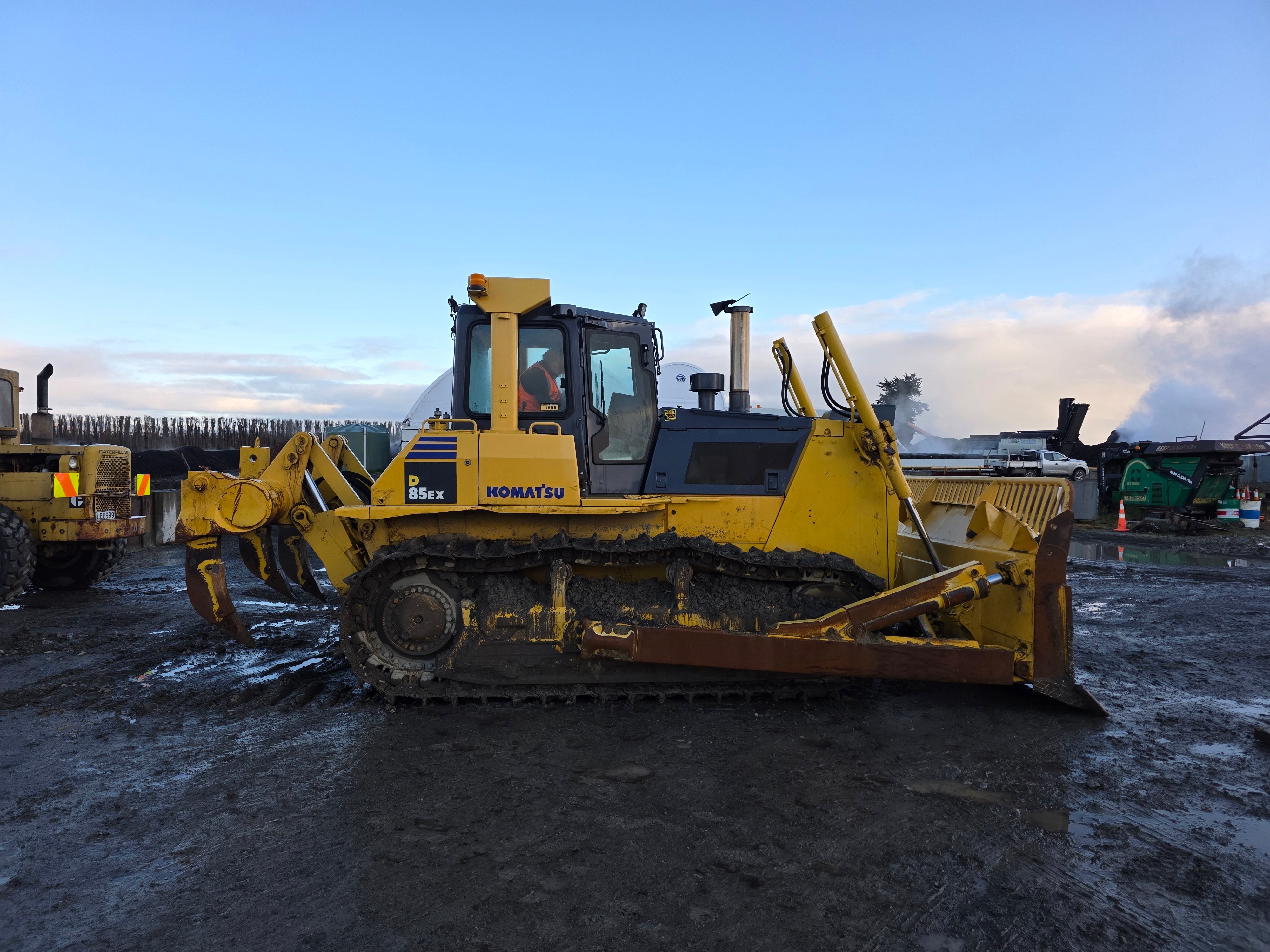 2011 Komatsu D85EX Bulldozer