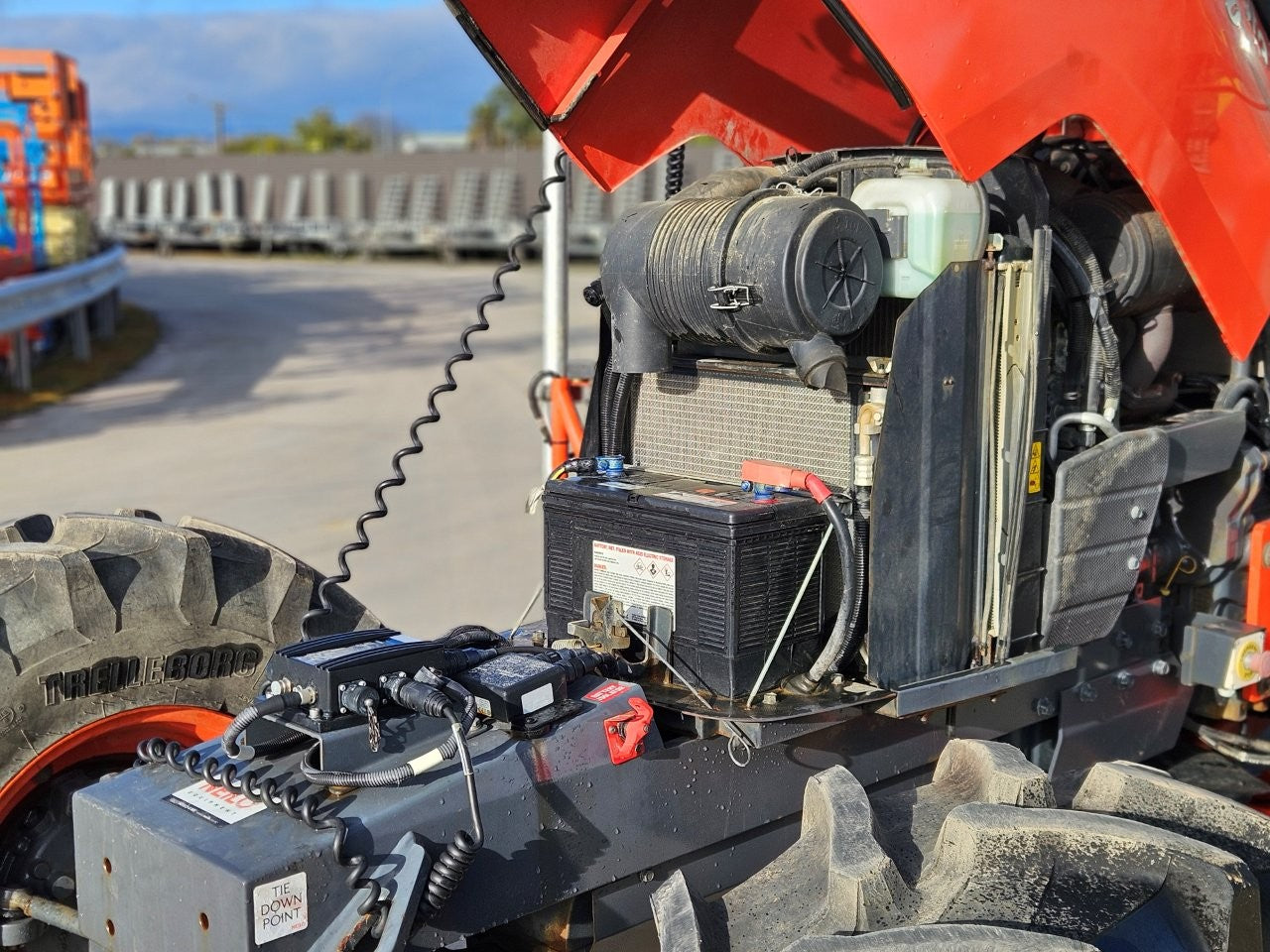 2022 Neilo M7040 Cabin Grader