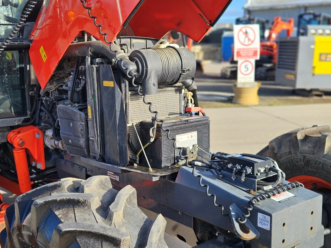 2022 Neilo M7040 Cabin Grader