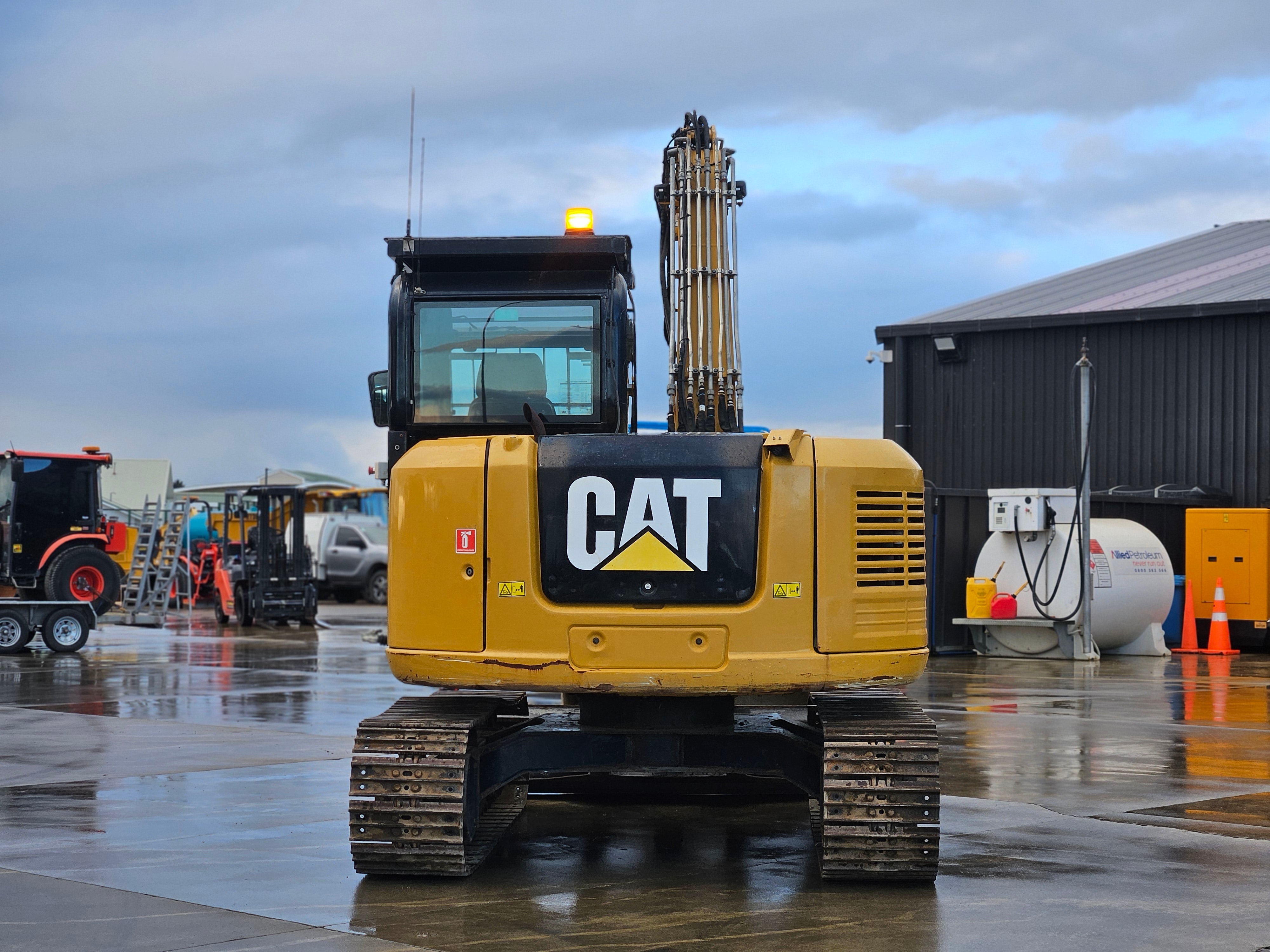 $1 Reserve 2016 Caterpillar 308 Excavator