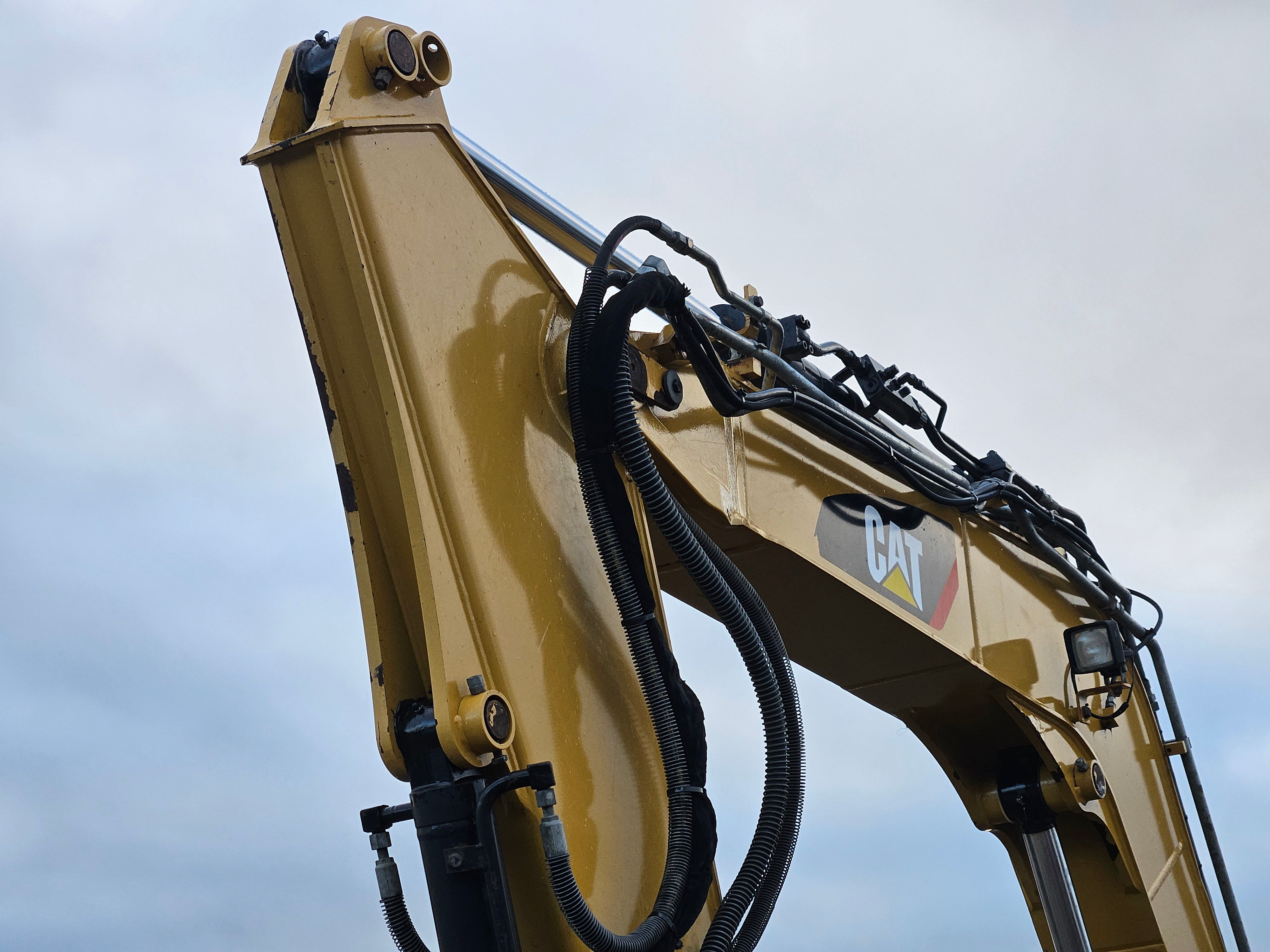 $1 Reserve 2016 Caterpillar 308 Excavator