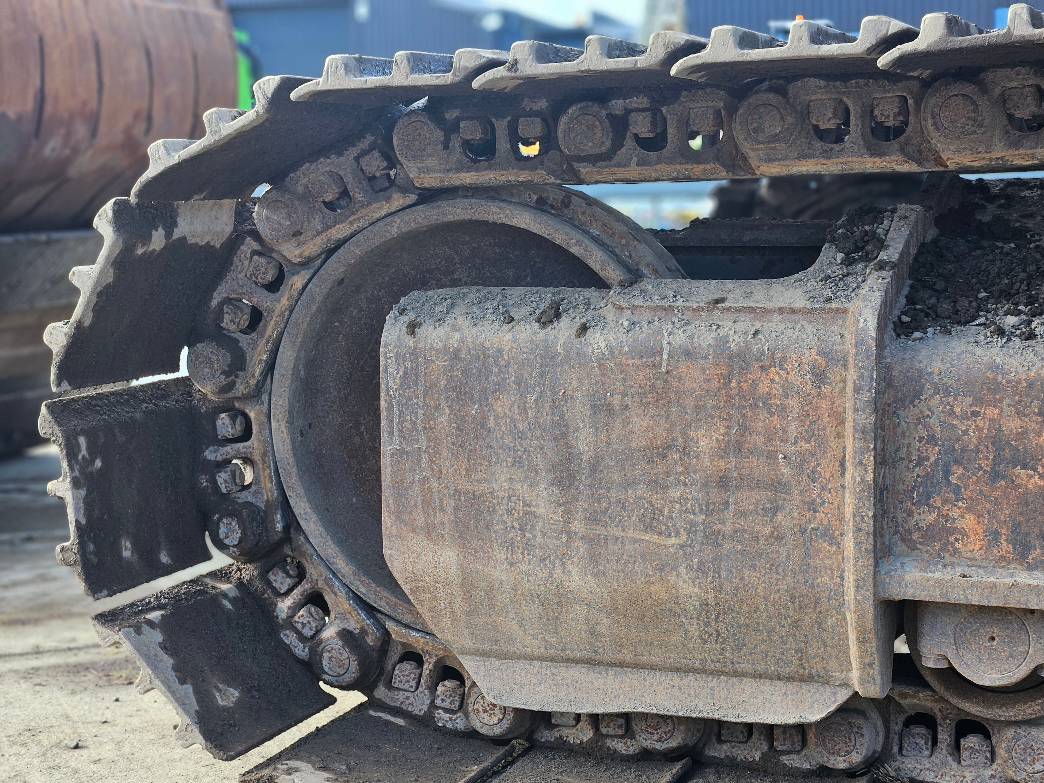 2012 Volvo EC220DL Excavator