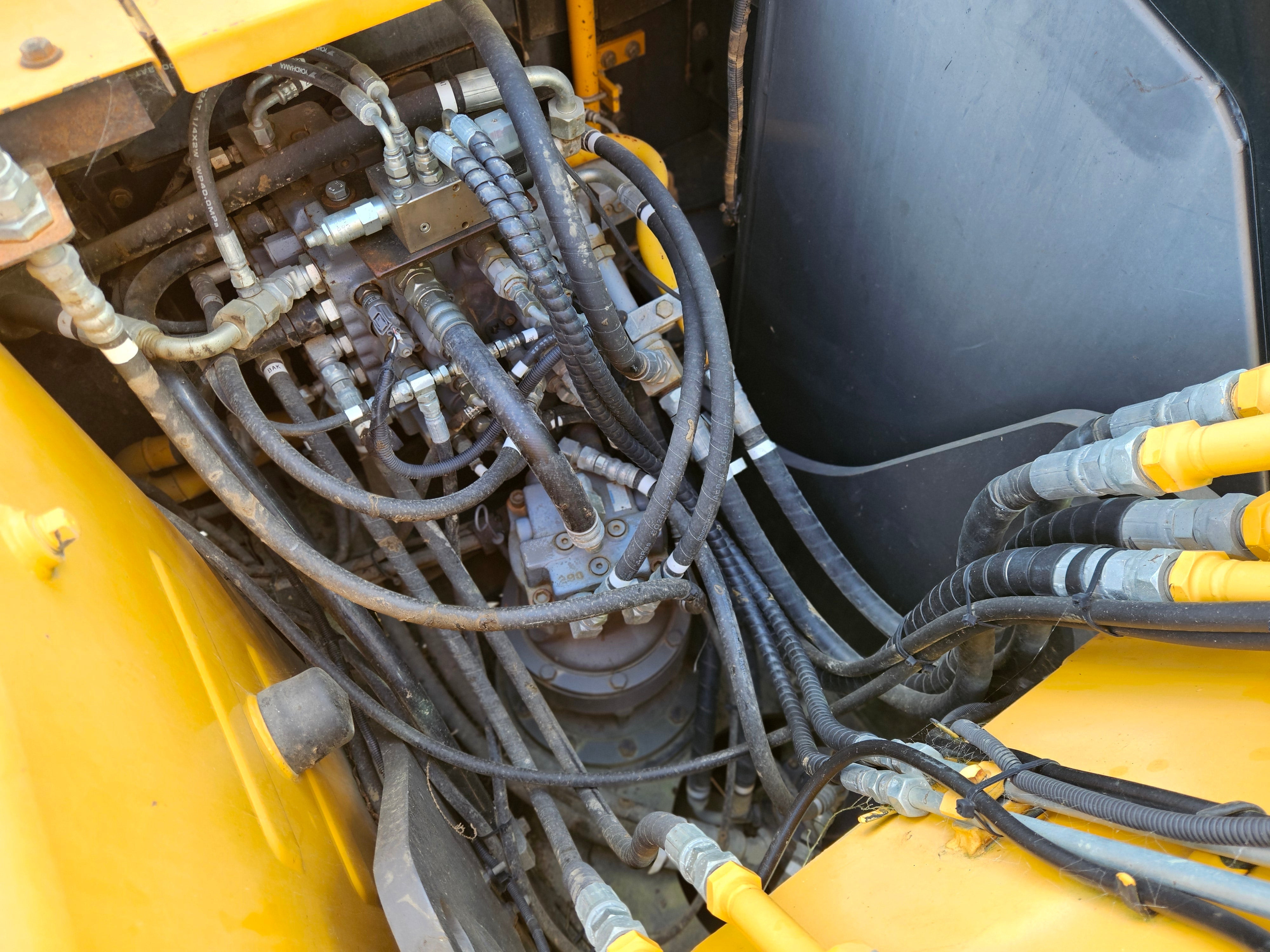 2021 Kato HD512-7 Excavator