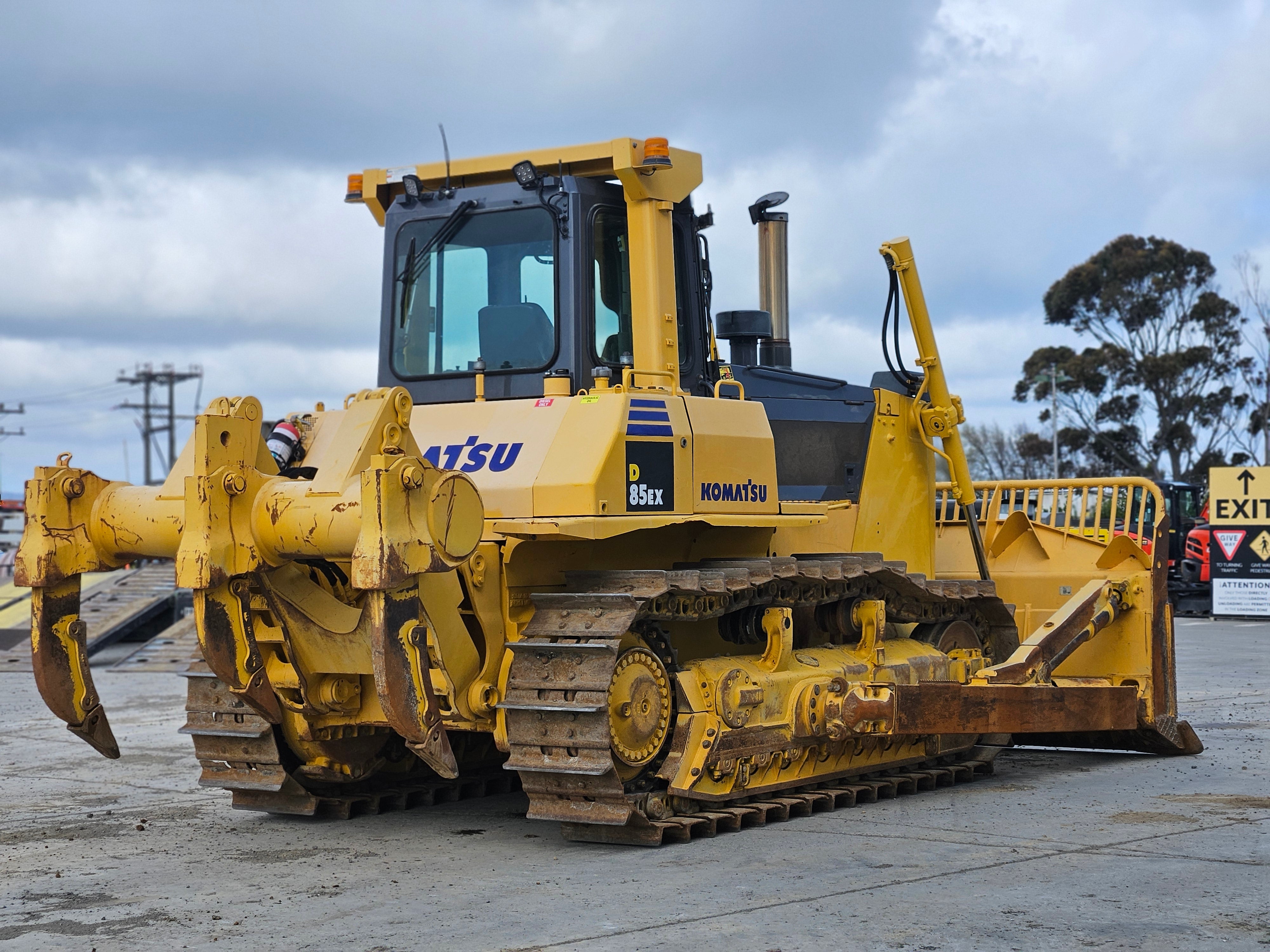 2011 Komatsu D85EX Bulldozer