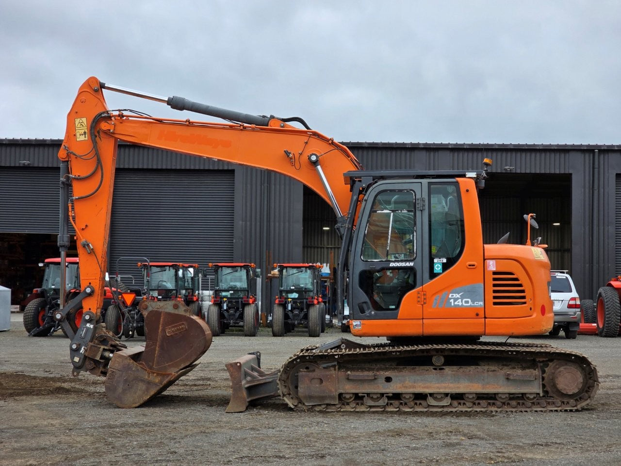 2016 Doosan DX140LCR Excavator