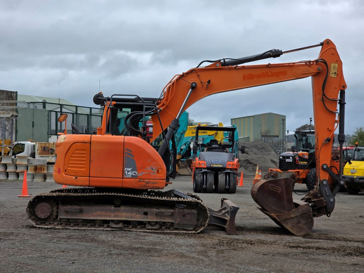 2016 Doosan DX140LCR Excavator