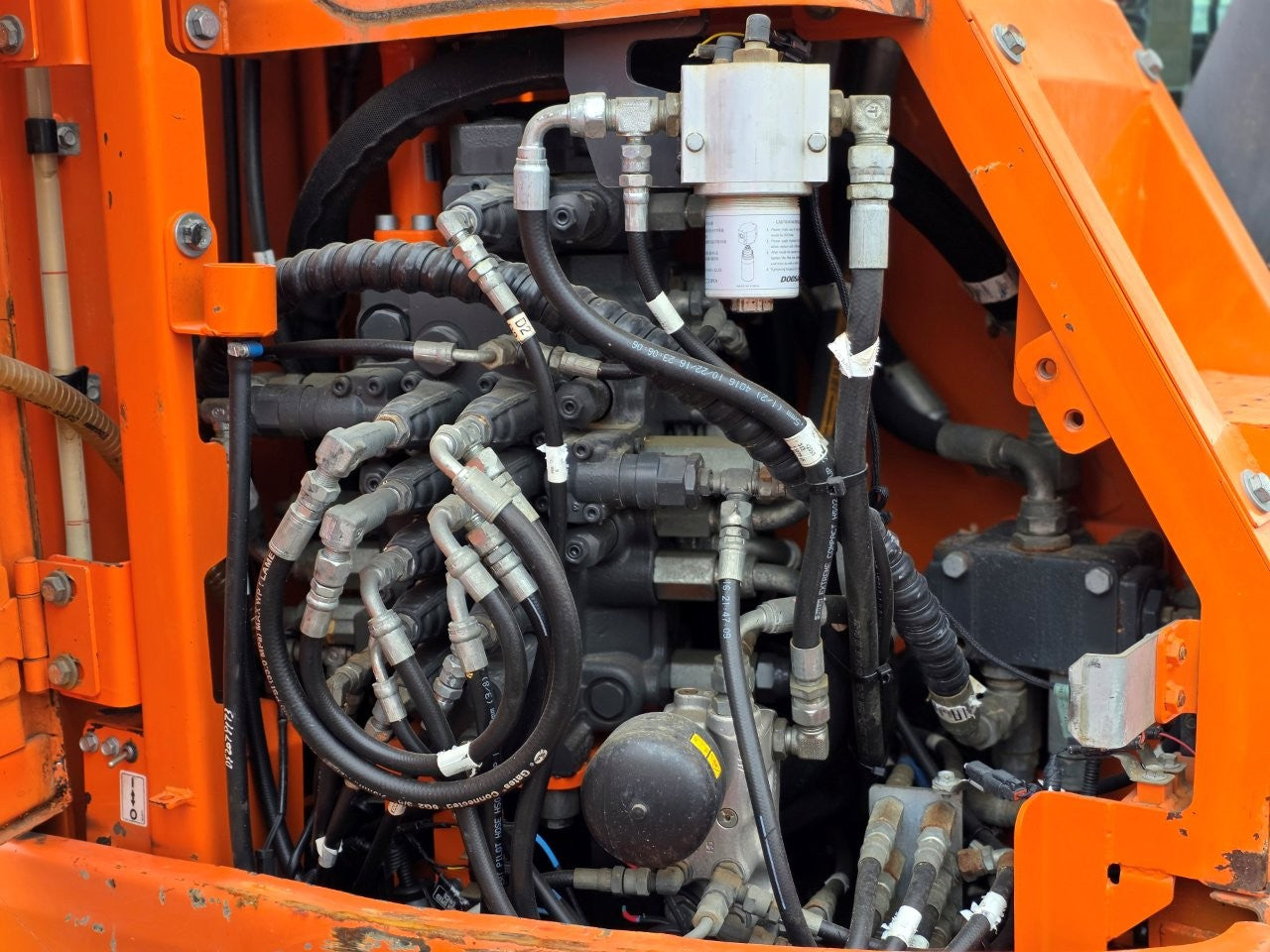 2016 Doosan DX140LCR Excavator