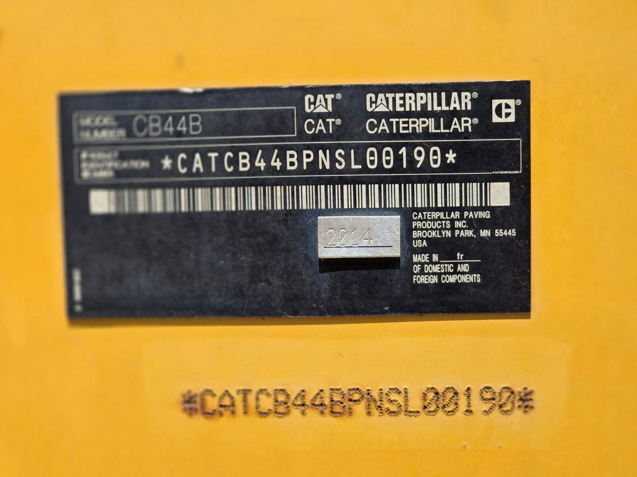 2014 Caterpillar CB44B Double Drum Roller