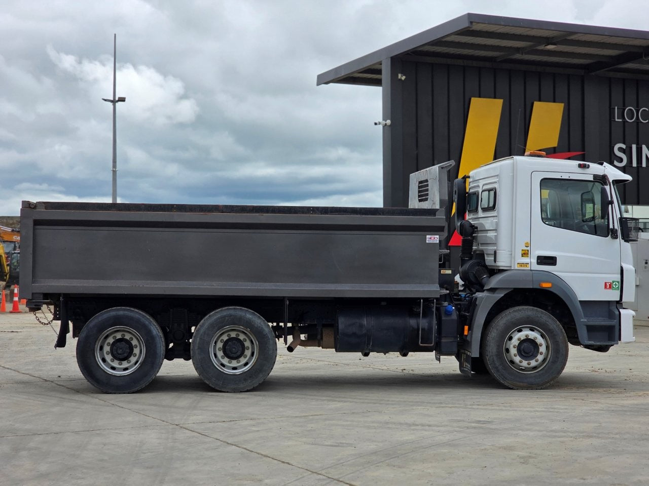 2019 Fuso Enduro FJ2528 6x4 Tipper