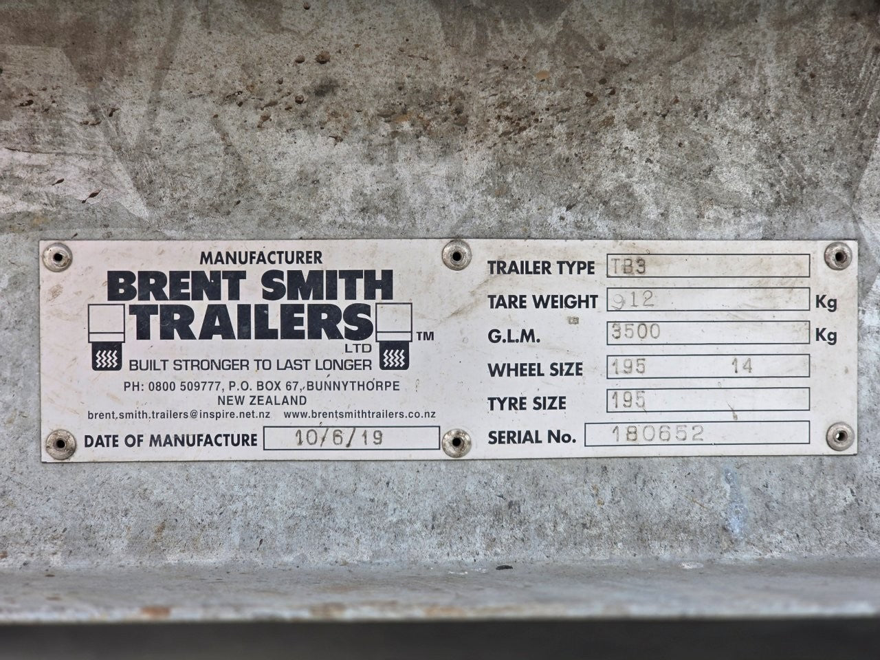 2019 Neilo L5740 Broom and Optional Trailer