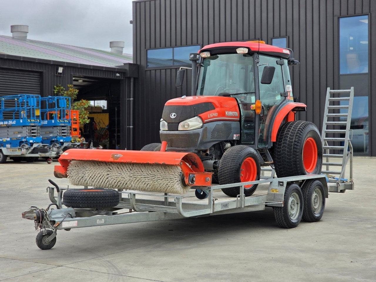 2019 Neilo L5740 Broom and Optional Trailer