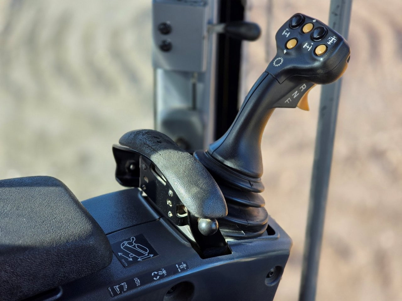 2010 Caterpillar 120M Grader