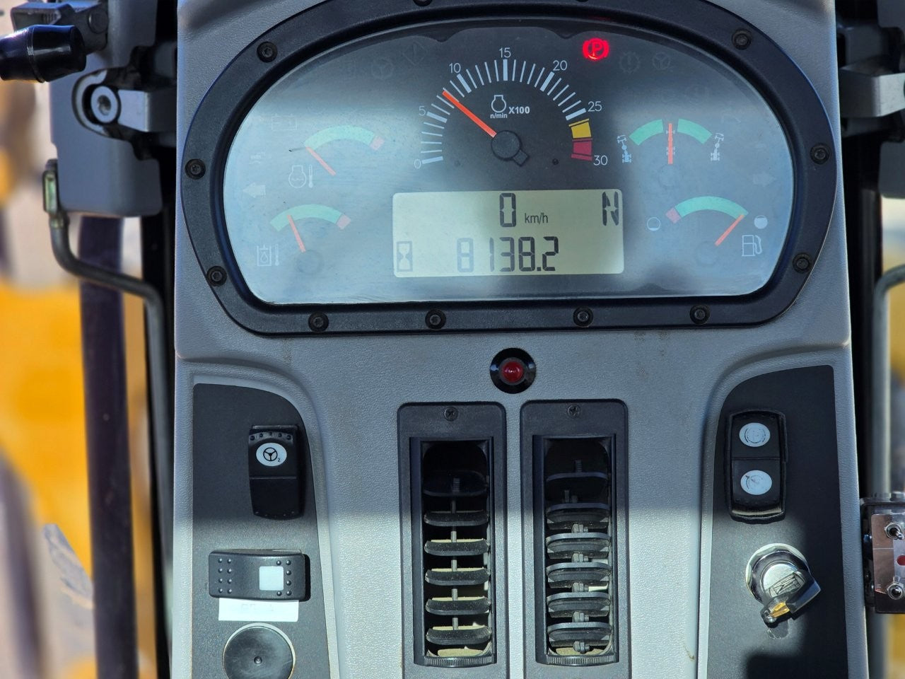 2010 Caterpillar 120M Grader