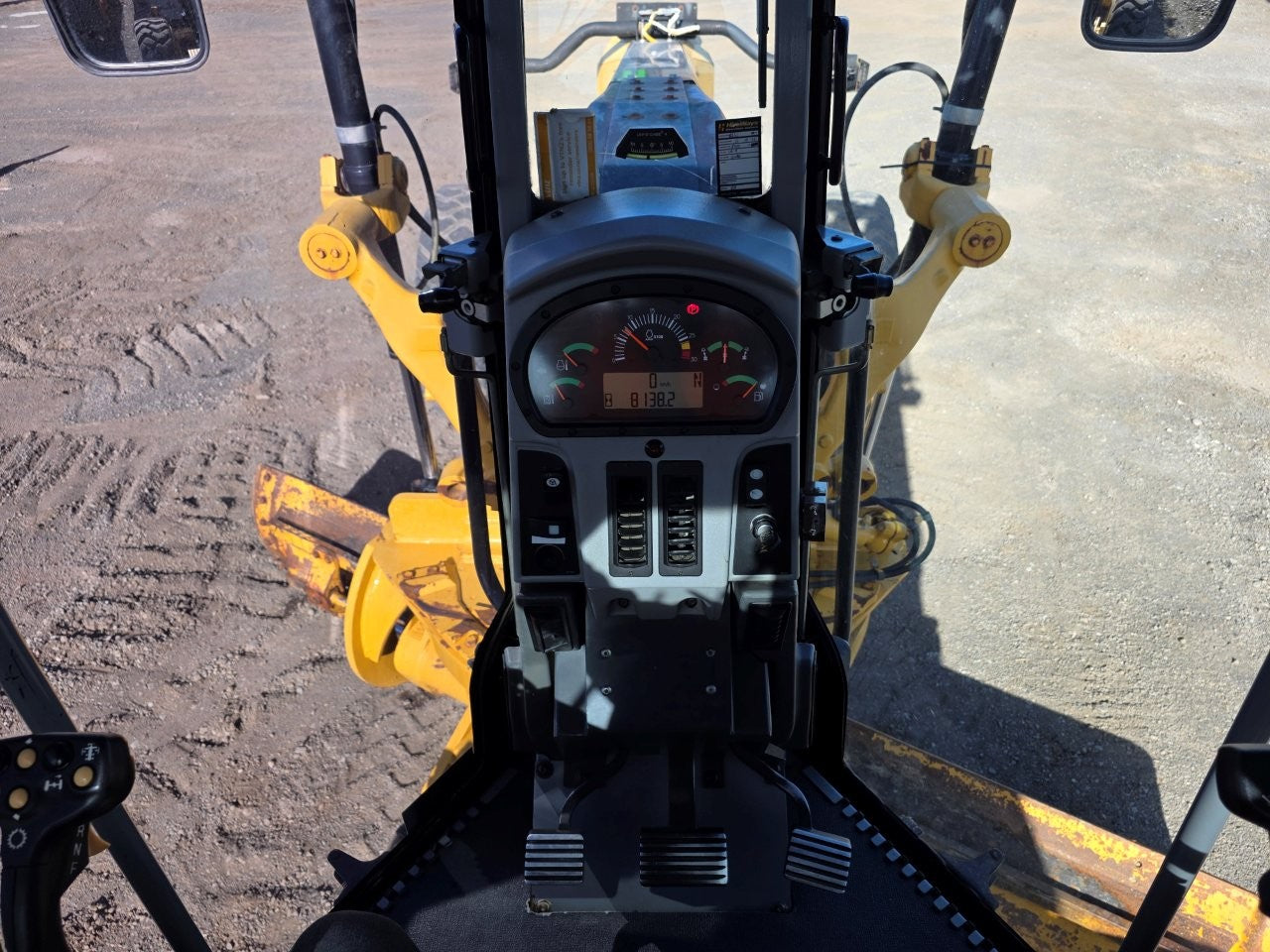 2010 Caterpillar 120M Grader