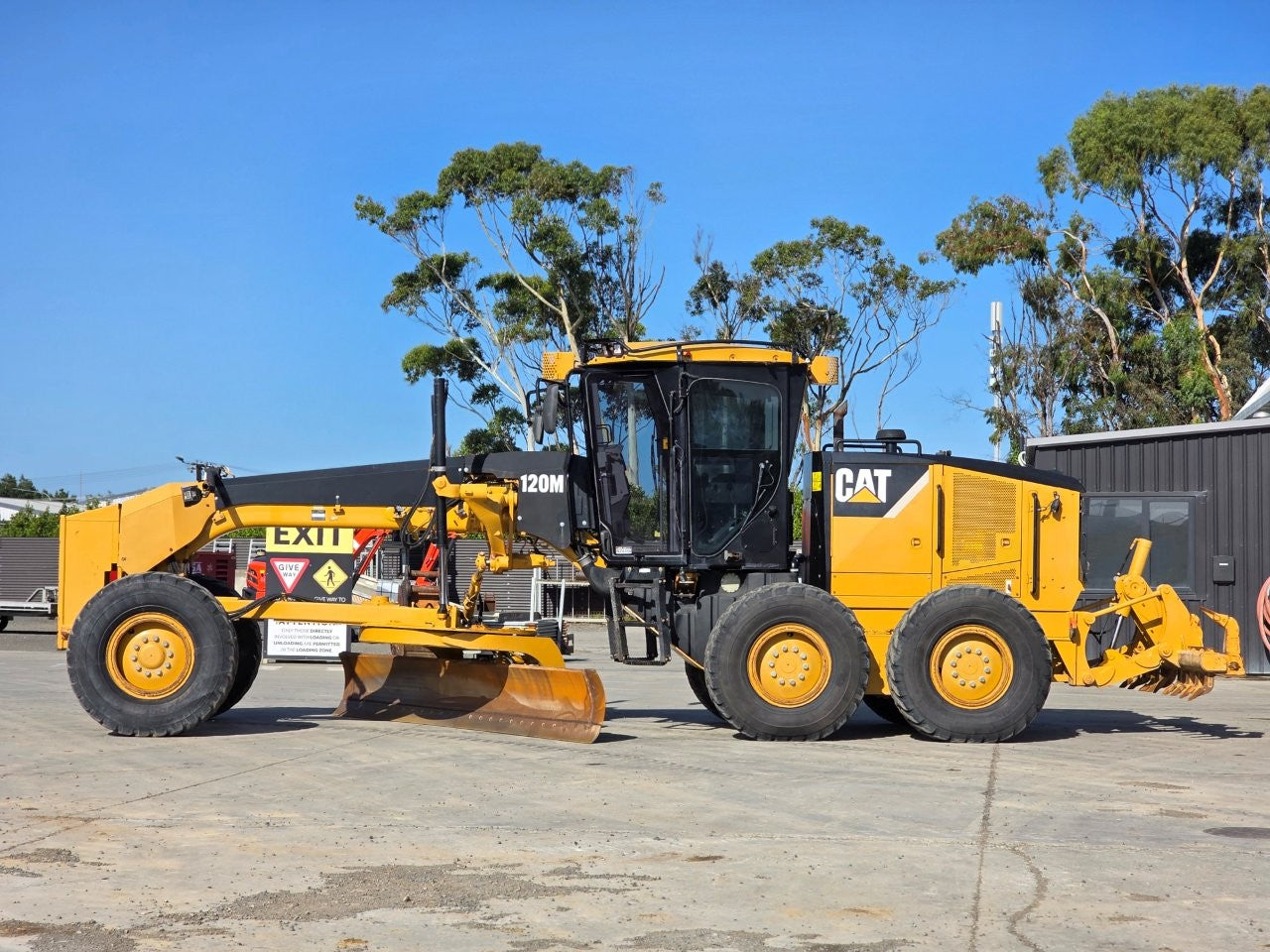 2010 Caterpillar 120M Grader