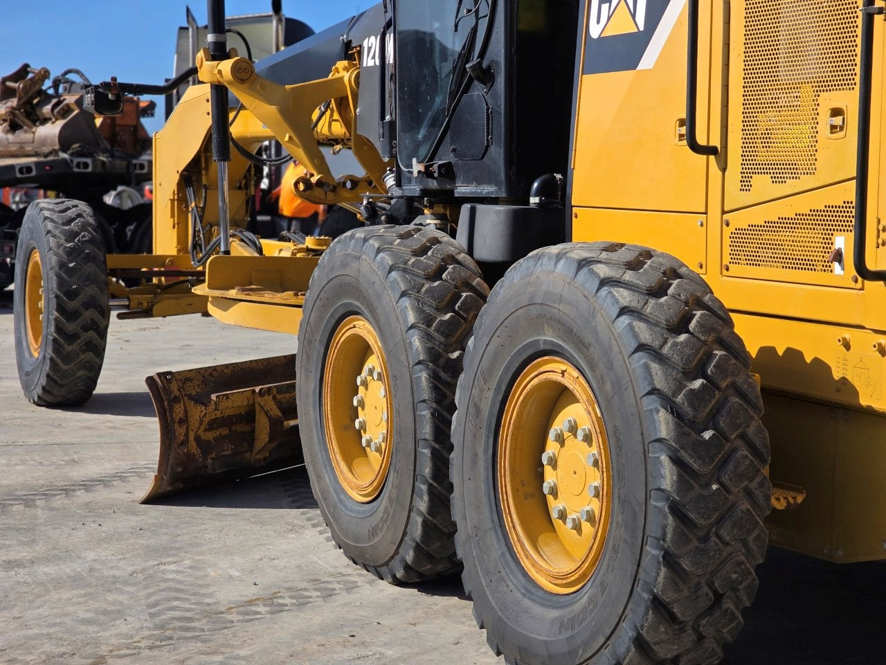 2010 Caterpillar 120M Grader