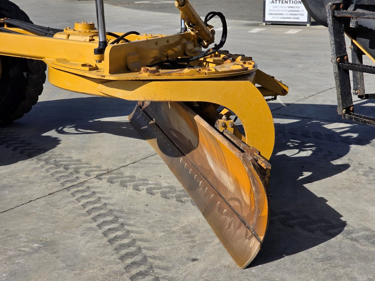 2010 Caterpillar 120M Grader