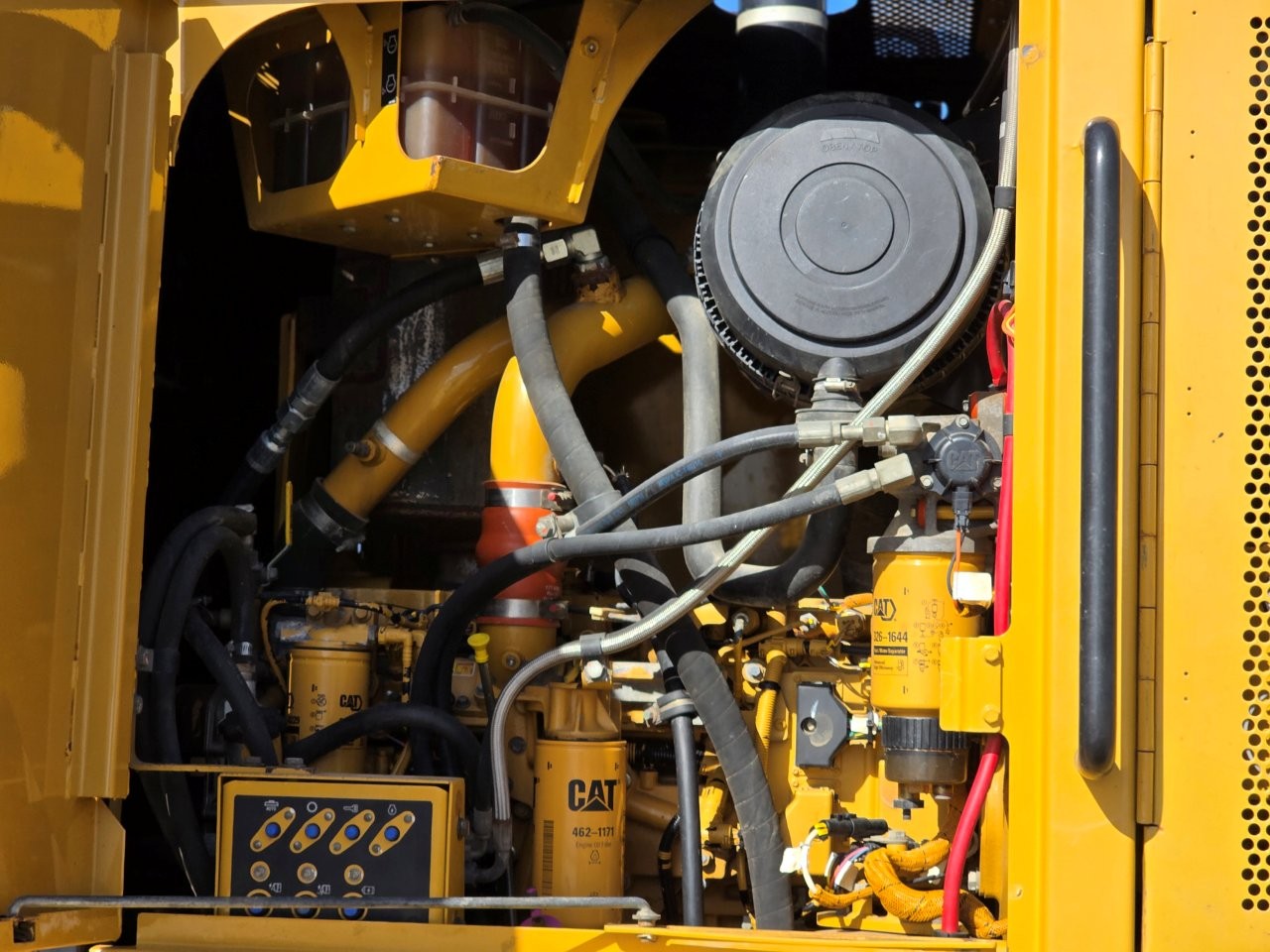 2010 Caterpillar 120M Grader