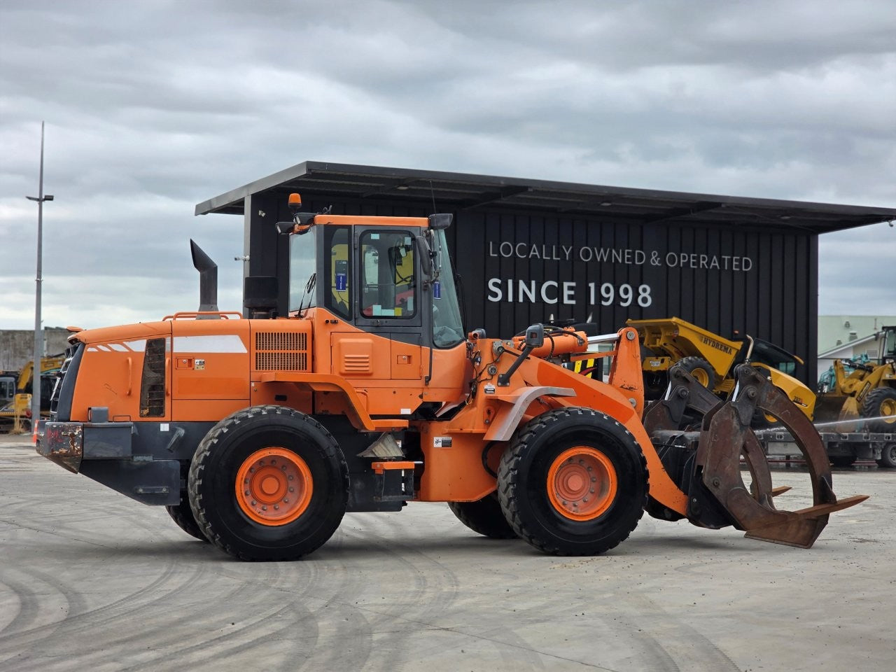 2014 Doosan DL250 Loader