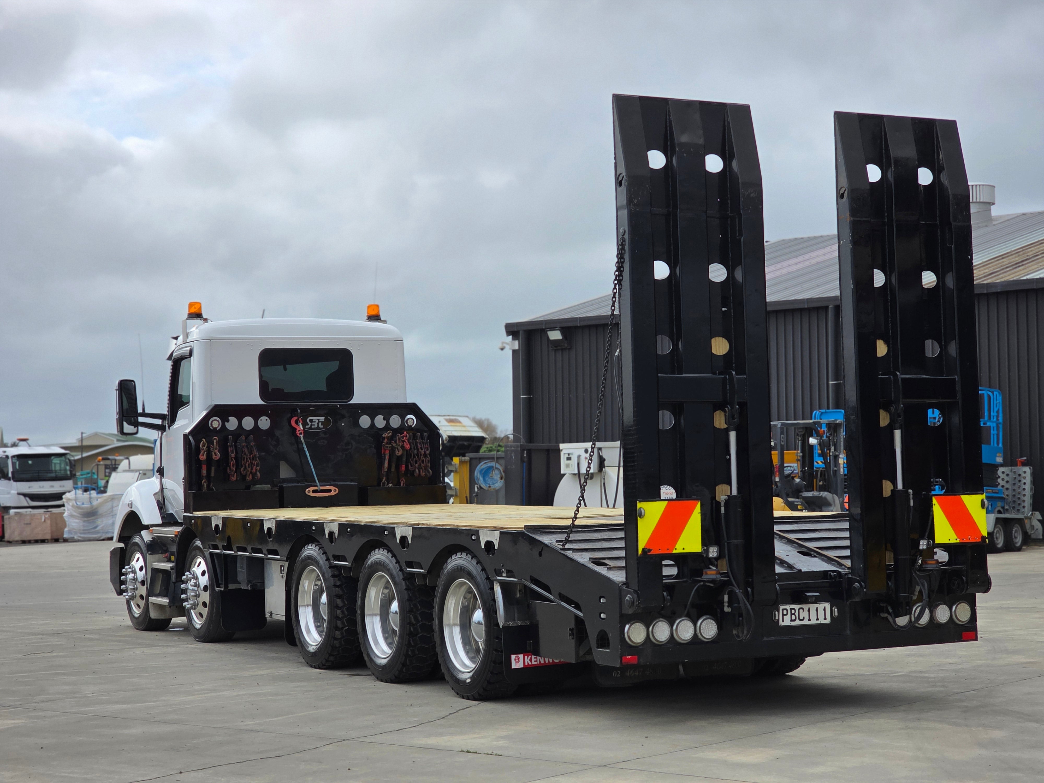 2020 Kenworth T360 10x6 Rigid Transporter