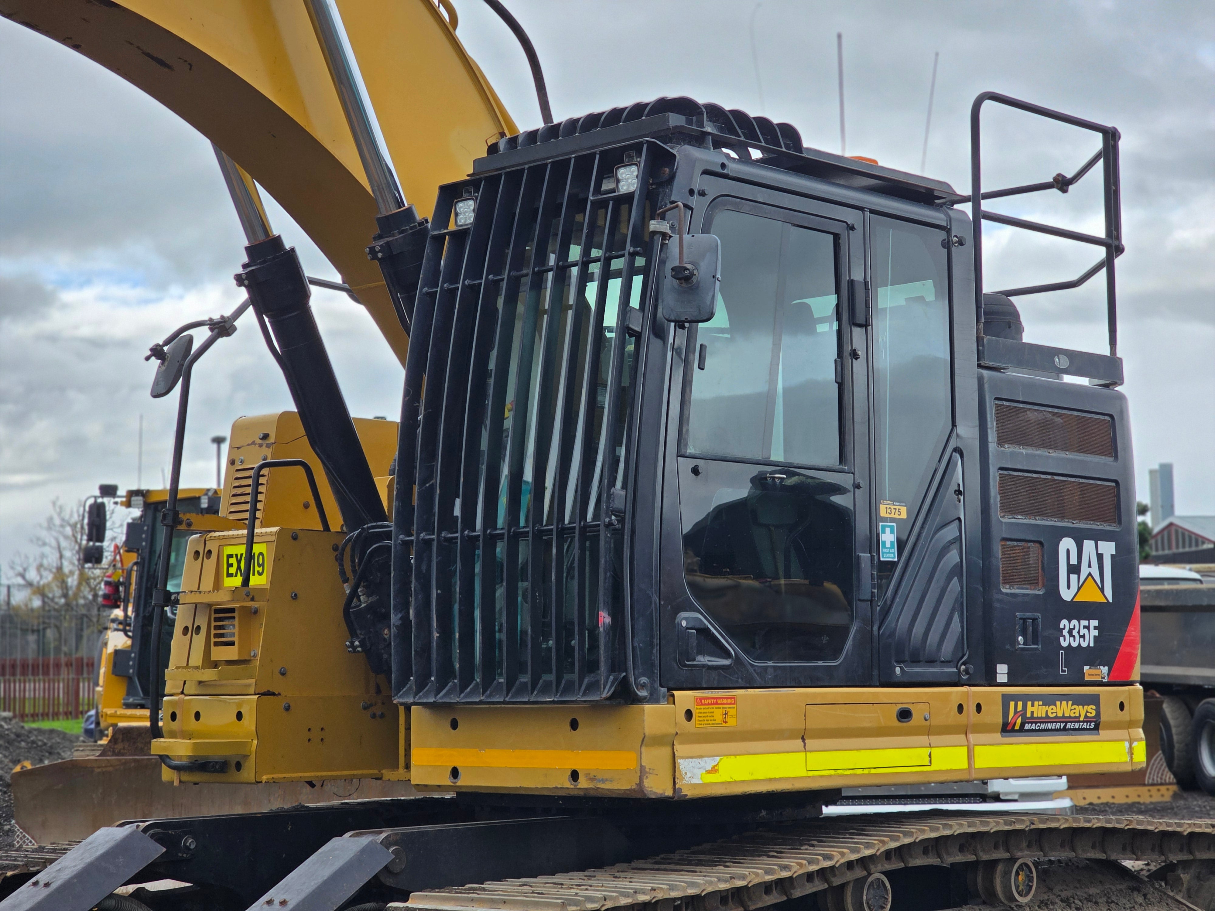 2016 Caterpillar 335FLCR Excavator