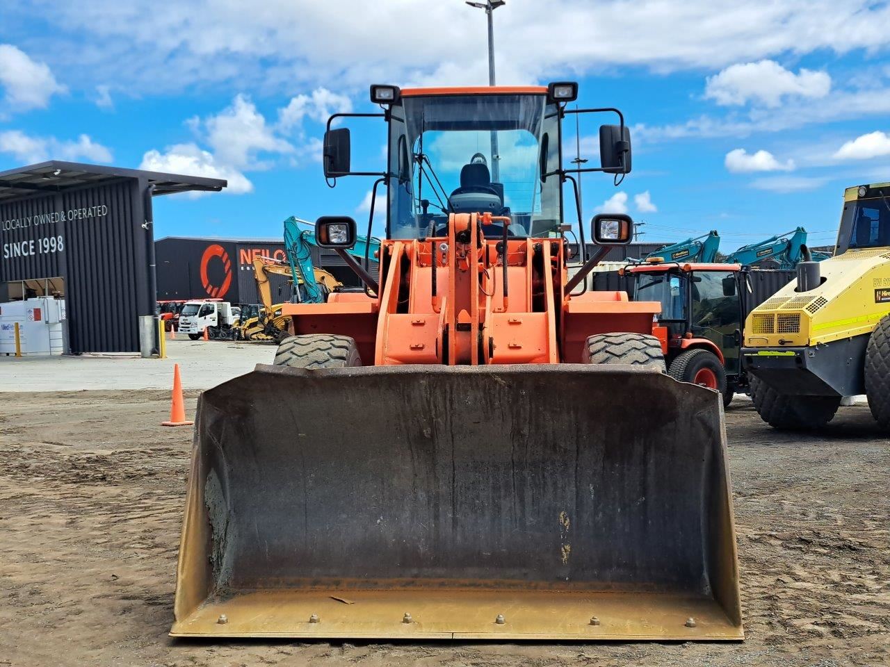 2011 Doosan DL250 Loader