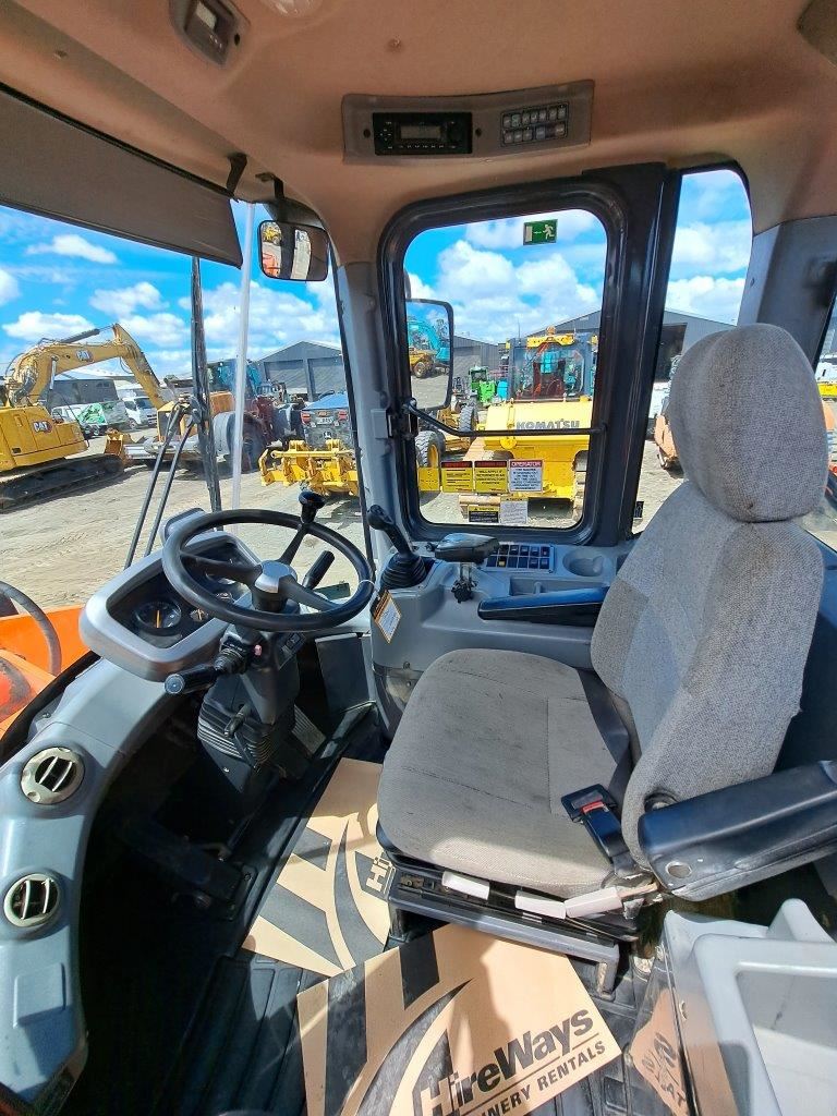 2011 Doosan DL250 Loader