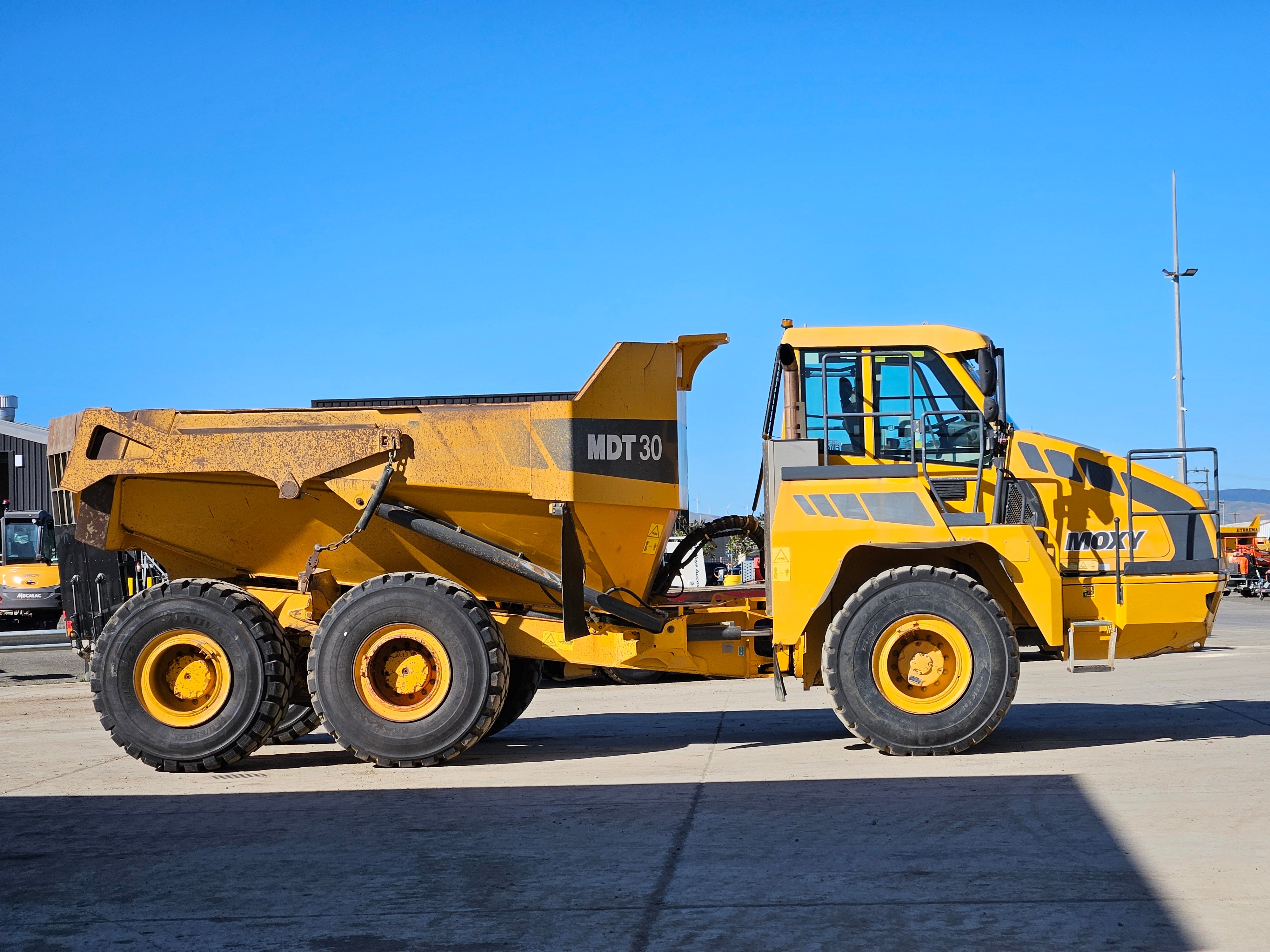 2017 Moxy MDT30 Dump Truck