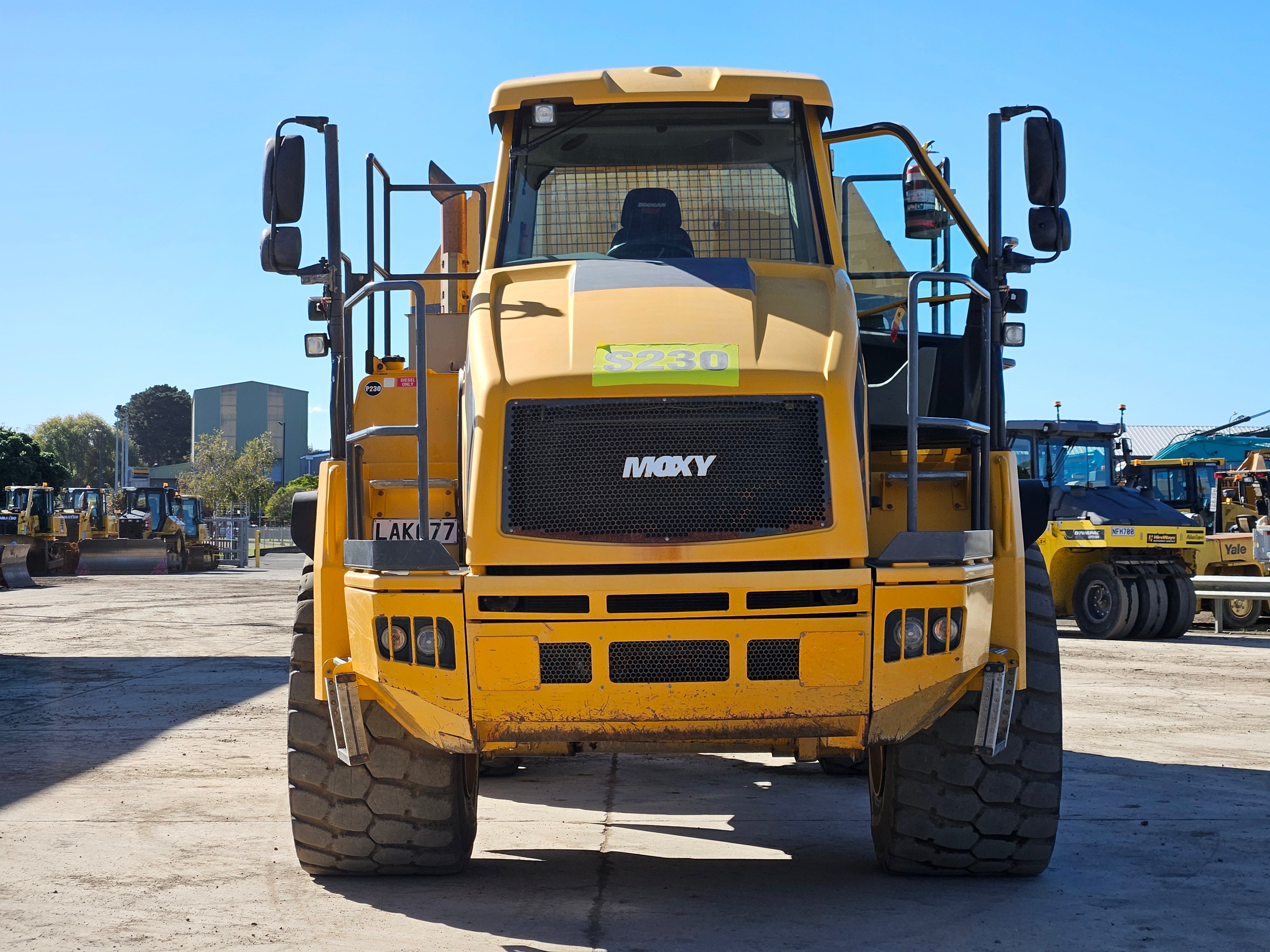 2017 Moxy MDT30 Dump Truck