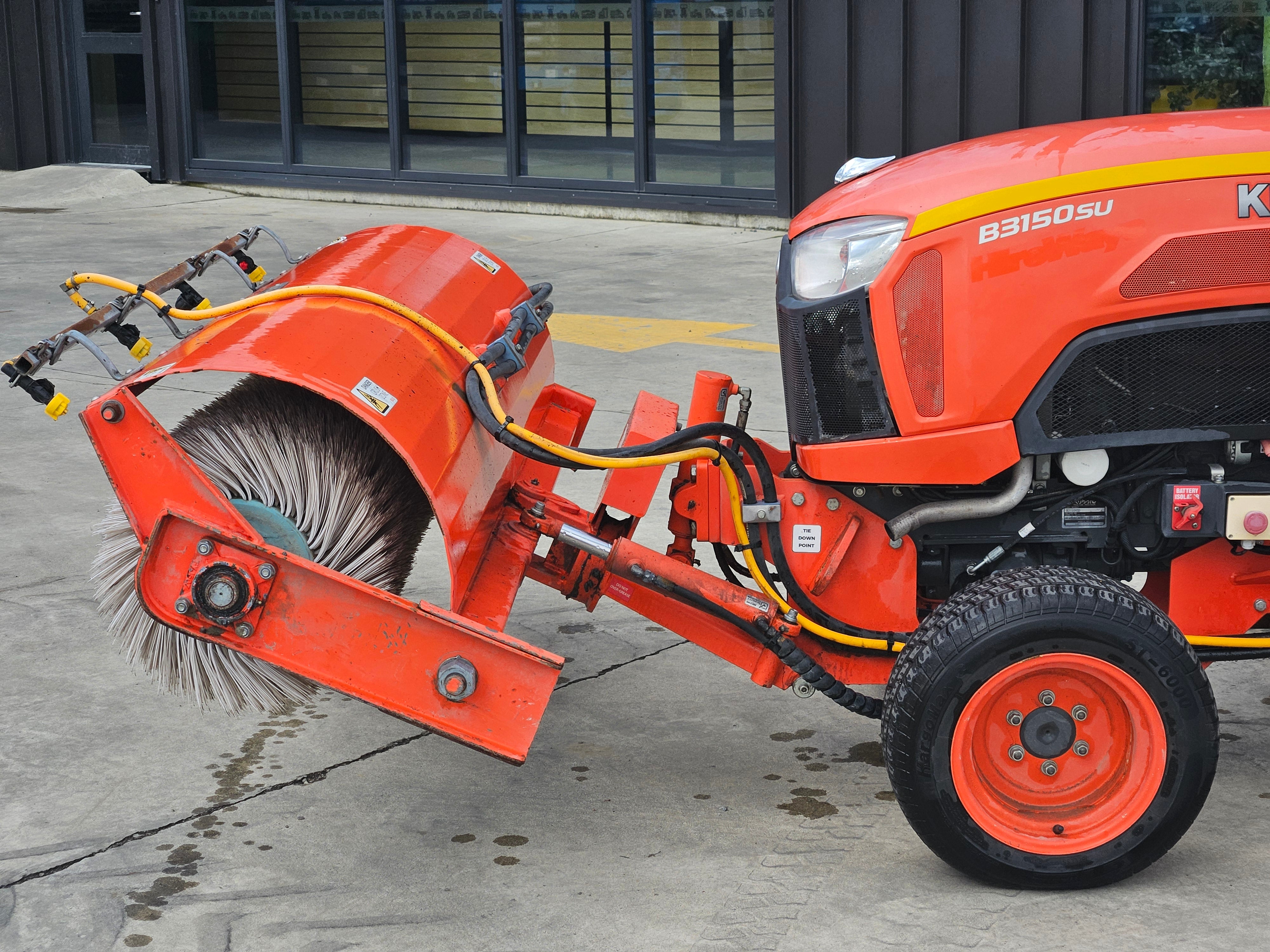 2020 Neilo B3150 Tractor Grader / Broom