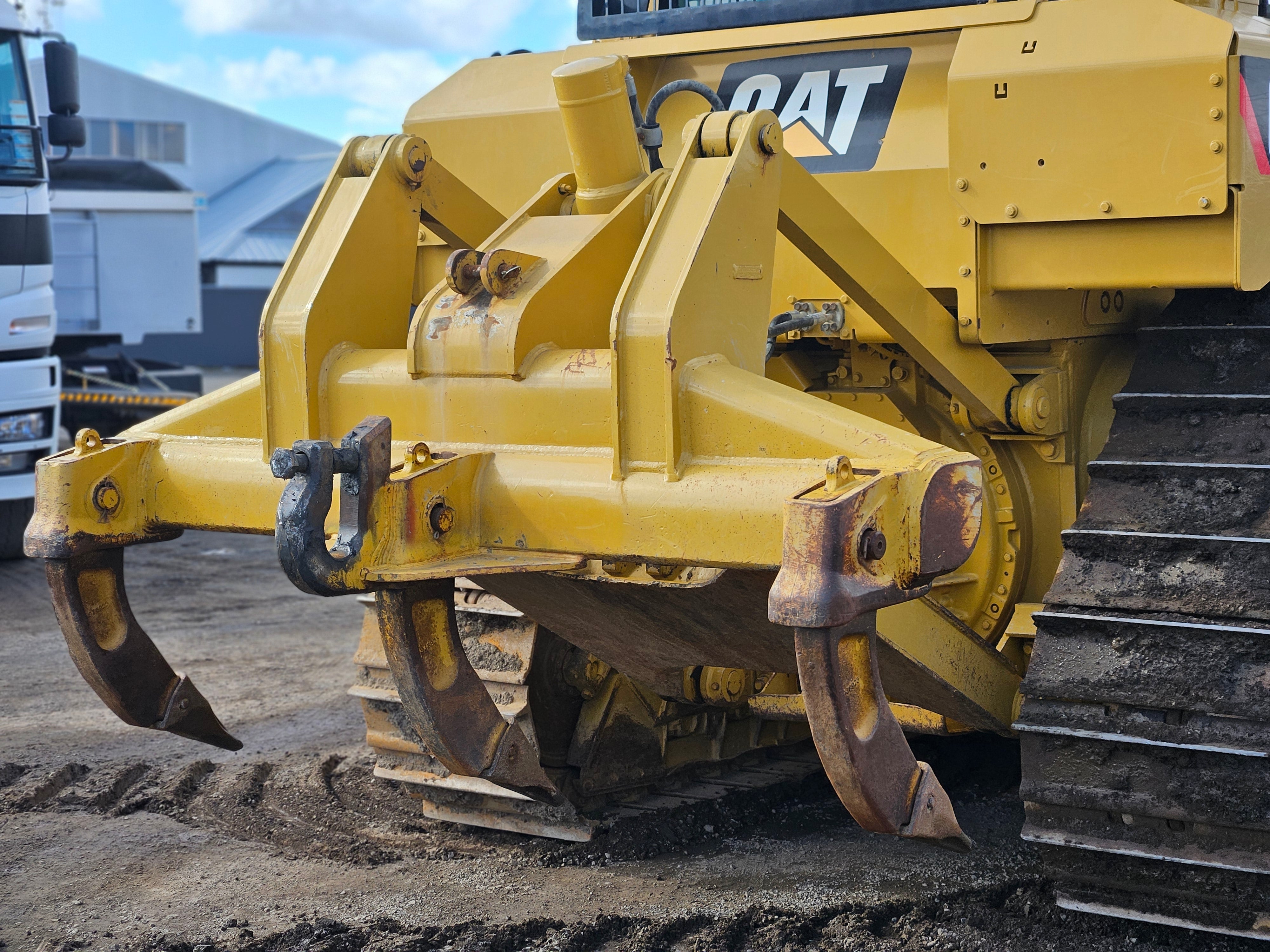 2013 CAT D6T XW Bulldozer