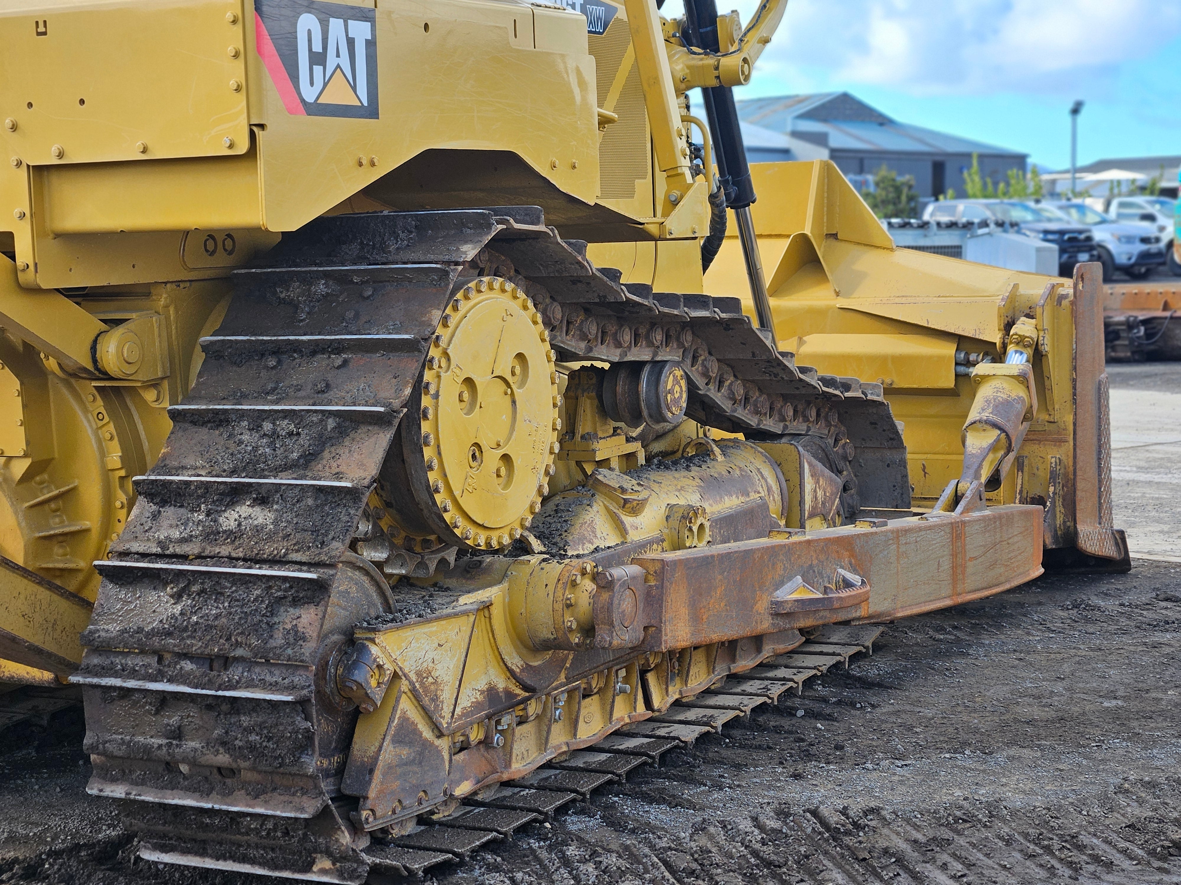 2013 CAT D6T XW Bulldozer