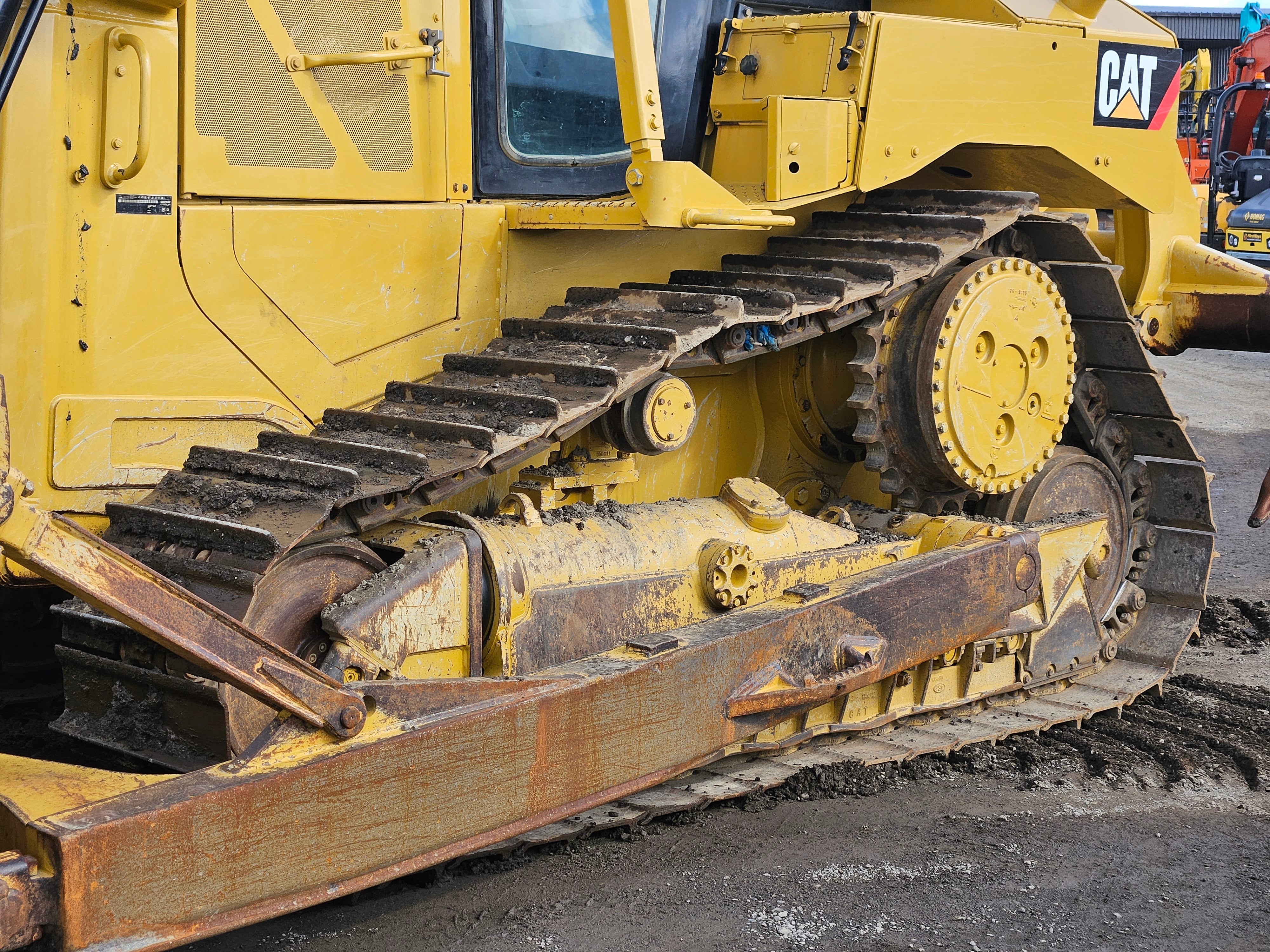 2013 CAT D6T XW Bulldozer