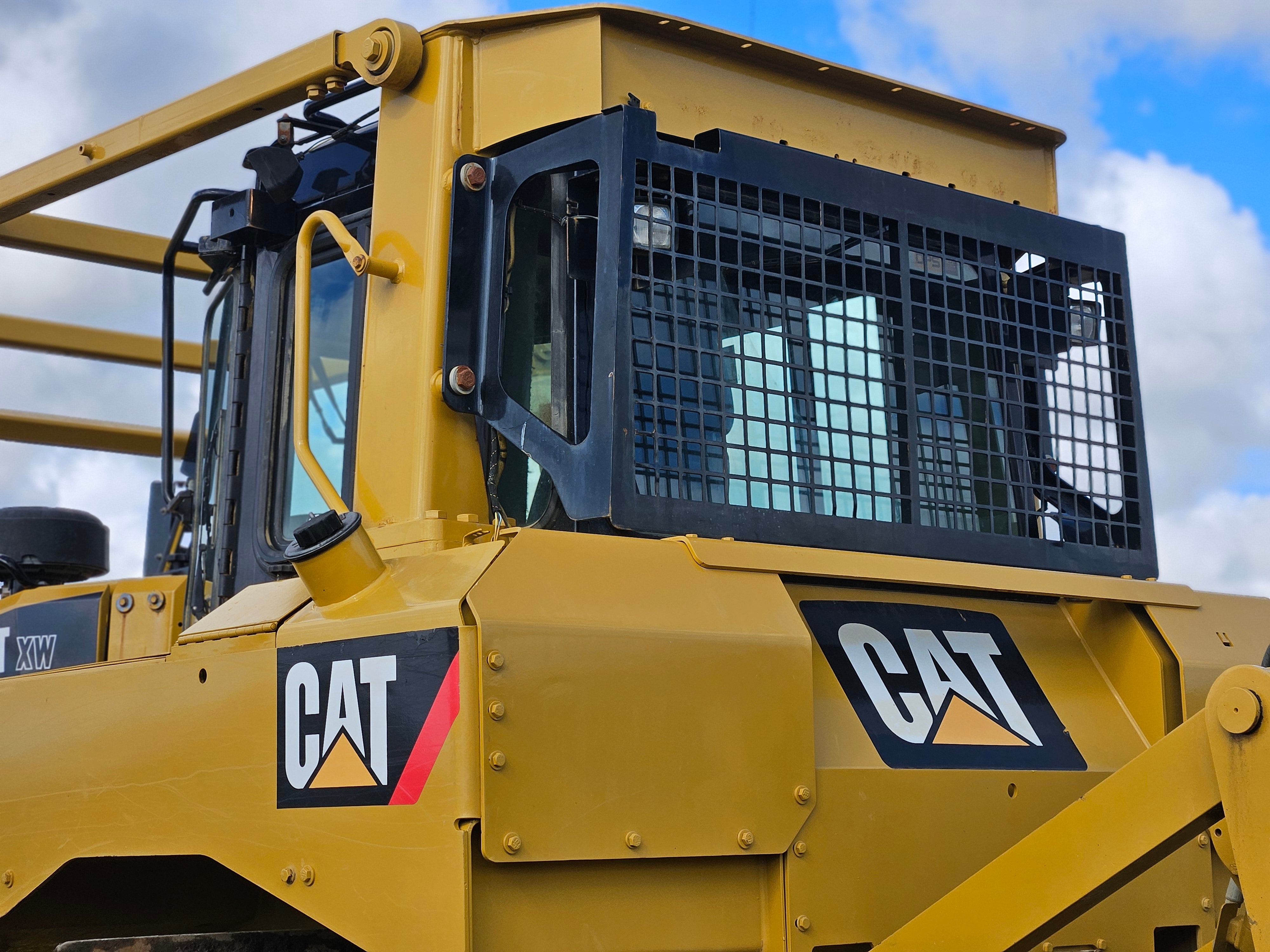 2013 CAT D6T XW Bulldozer