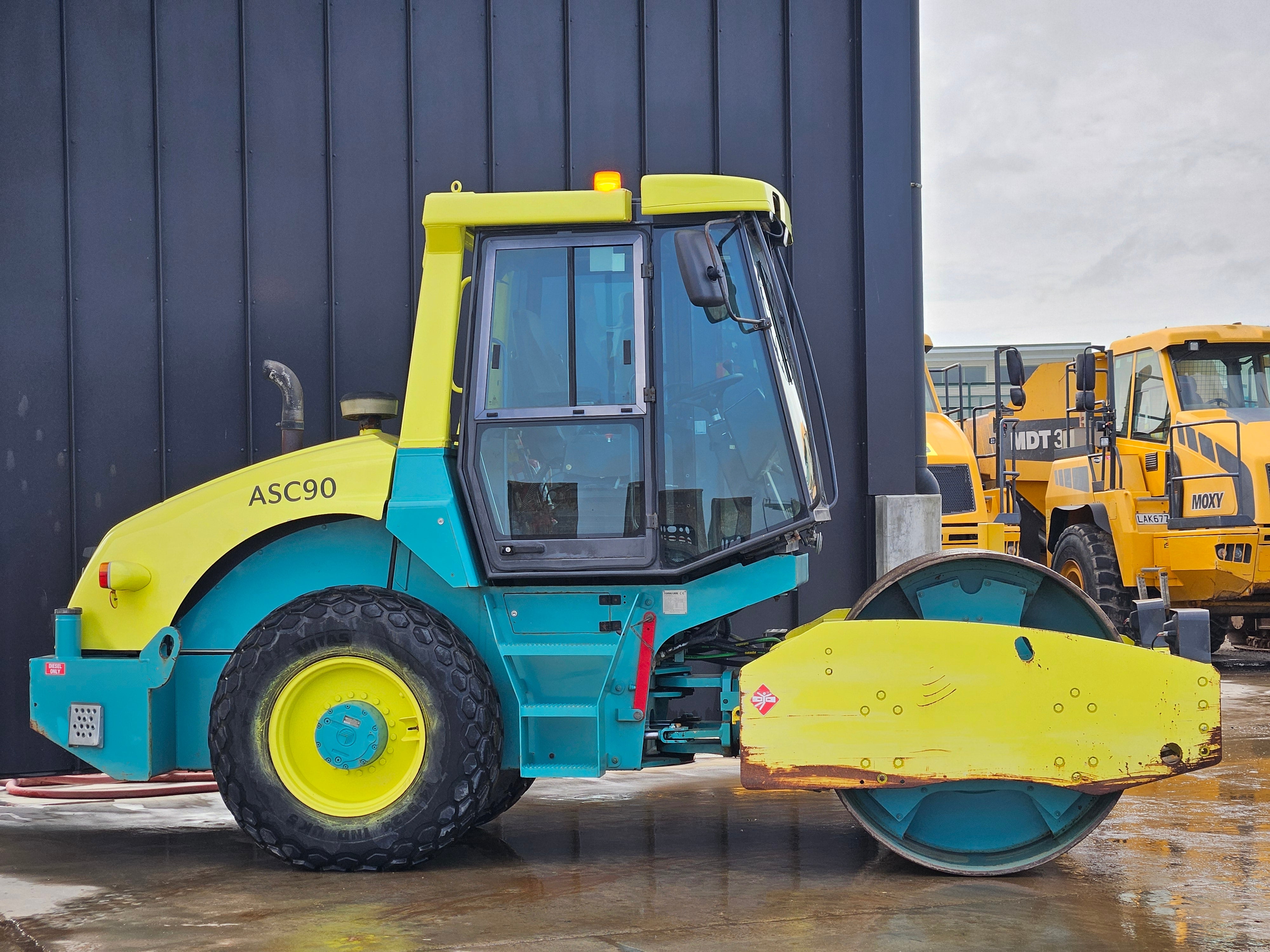 2008 Ammann ASC90D Smooth Drum Roller