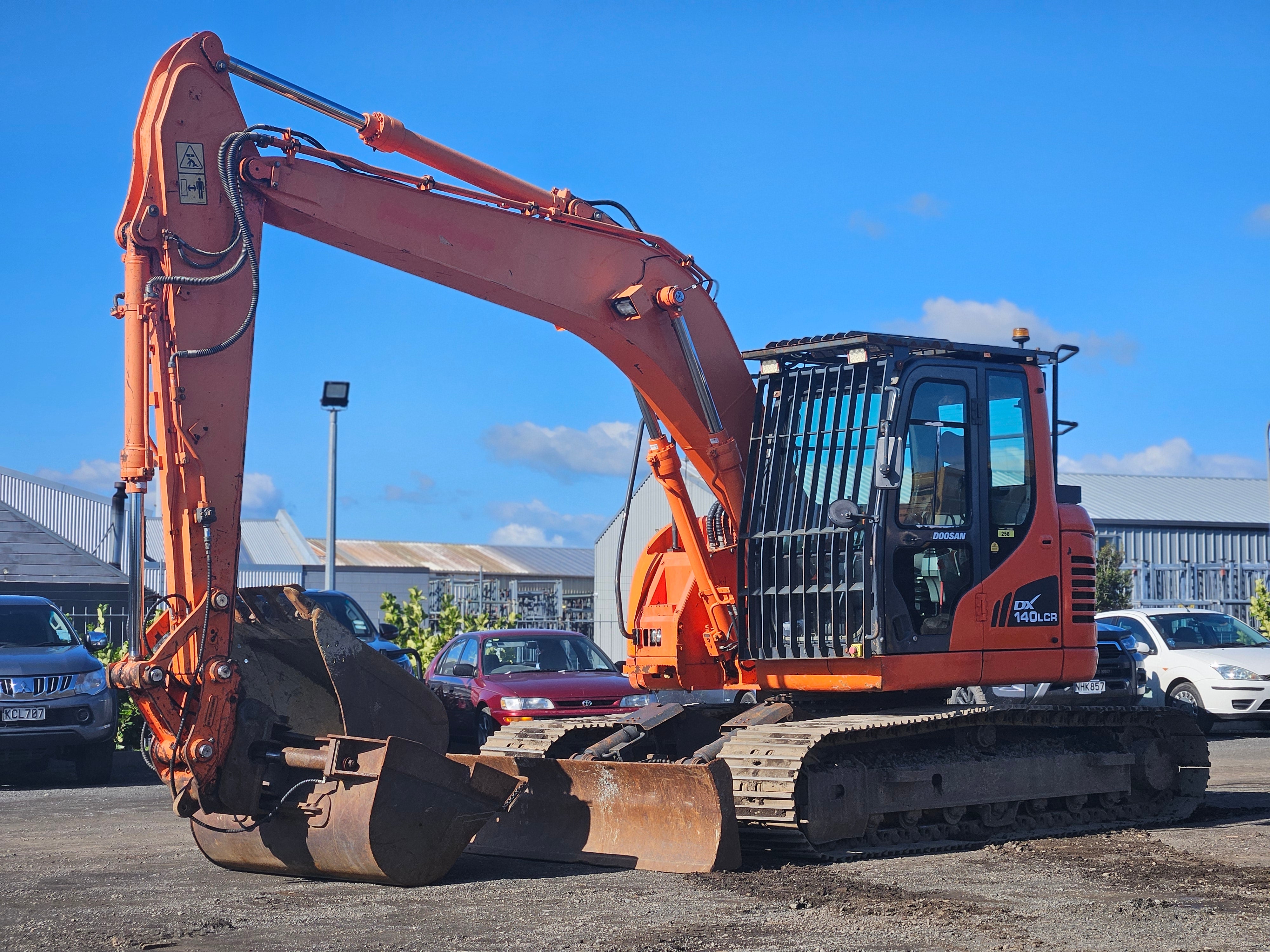 2015 Doosan DX140LCR Excavator